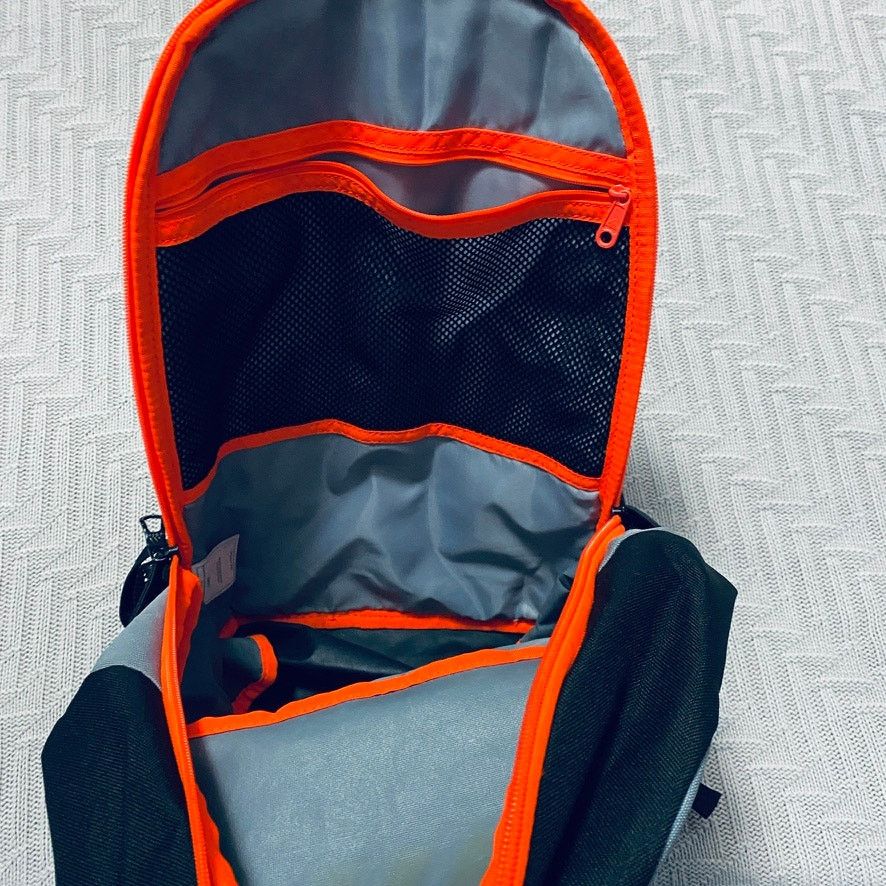 Adidas Adidas gray and orange small backpack Size ONE SIZE - 4 Thumbnail