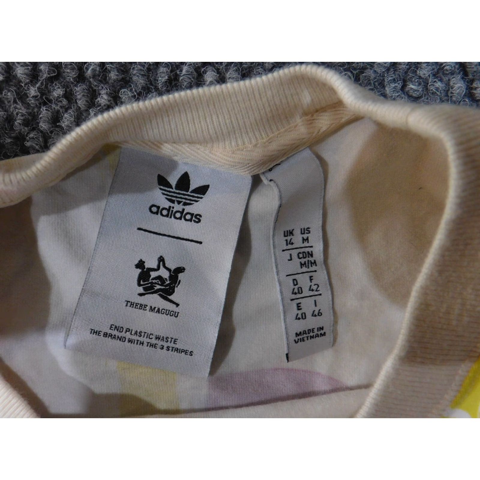Adidas adidas shirt womens Medium beige geometric pullover Round Neck Short Sleeve Cotton geometric Athletic Womens M Beige adidas shirt Mens? Size M / US 6-8 / IT 42-44 - 5 Thumbnail