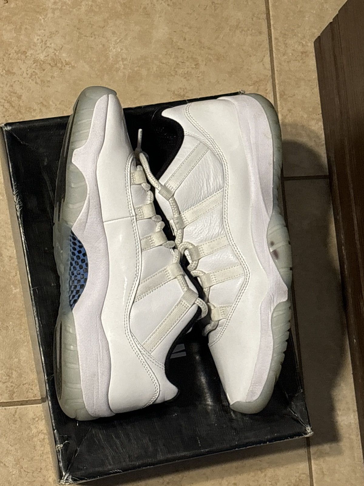 Jordan Brand × Nike Jordan 11 legend blue low Size US 10 / EU 43 - 3 Thumbnail