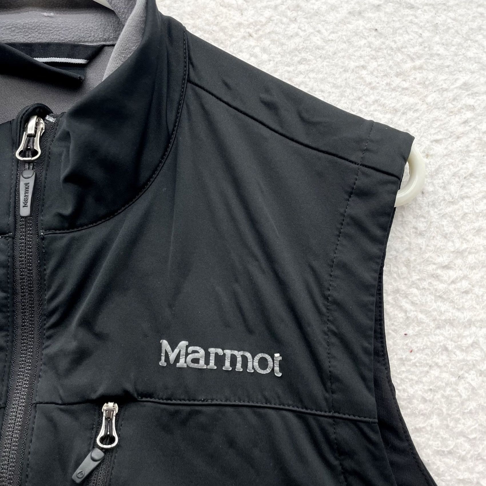Marmot Marmot Vest Womens Small S Black Gray Windstopper Outdoor Hiking Lightweight VINTAGE No Size S / US 4 / IT 40 - 5 Thumbnail