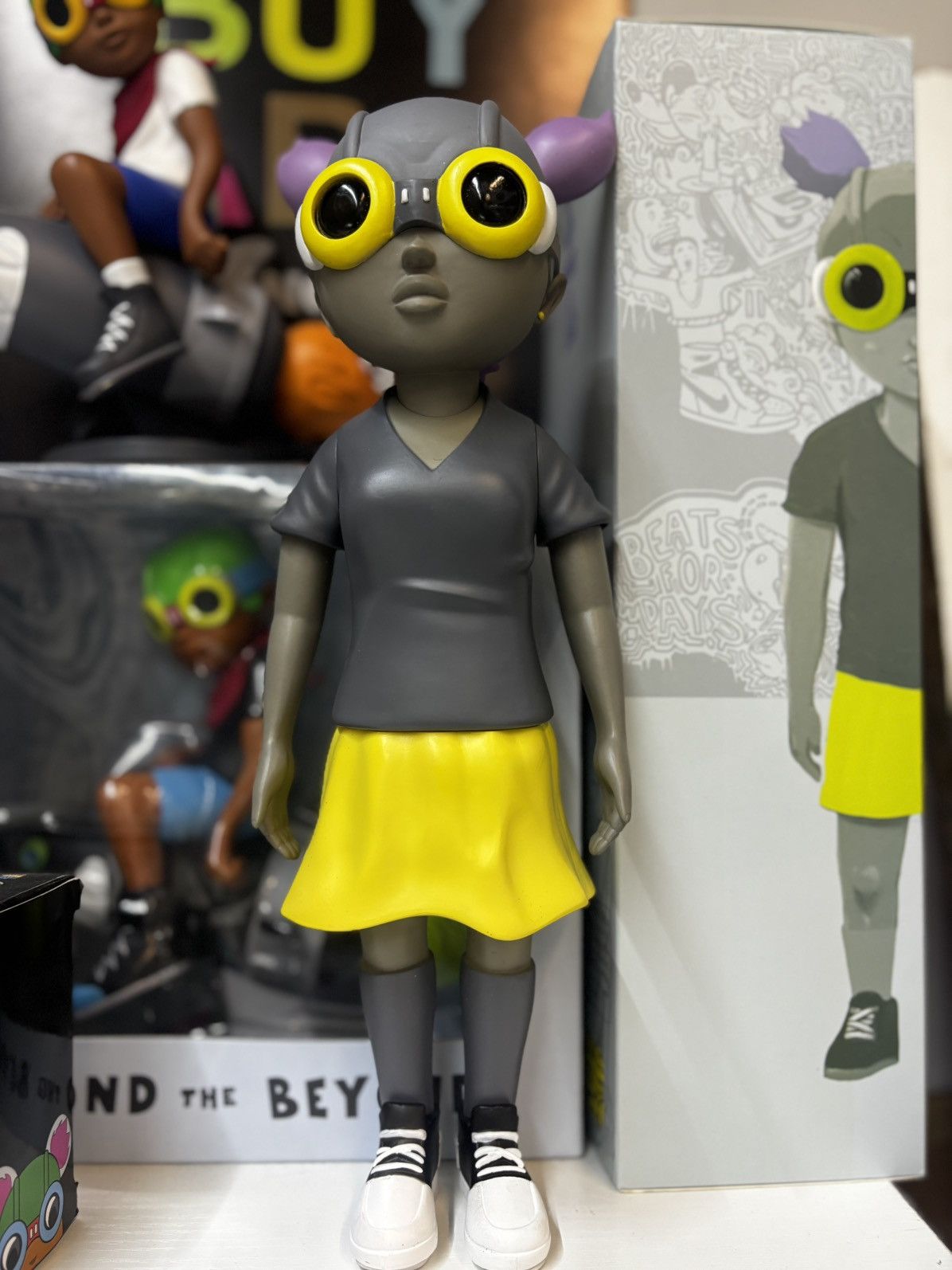 Hebru Brantley Hebru Brantley Lil Mama Mellow Yellow Vinyl Figure W/Box 13” Size ONE SIZE - 1 Thumbnail