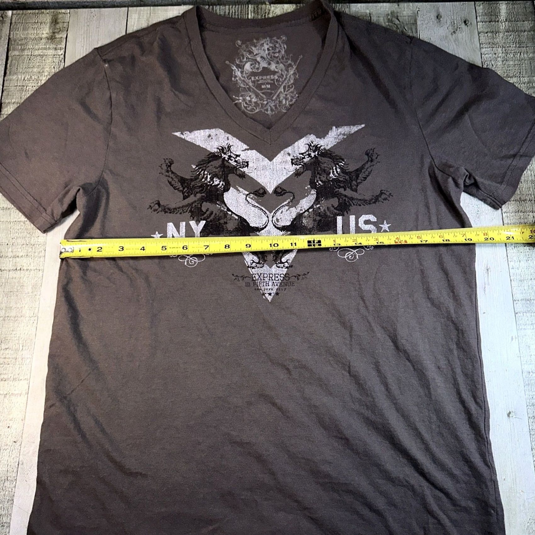 Affliction VINTAGE Men’s Affliction T-Shirt Gray V-Neck Medium M Shirt Y2K Style Size US M / EU 48-50 / 2 - 3 Thumbnail