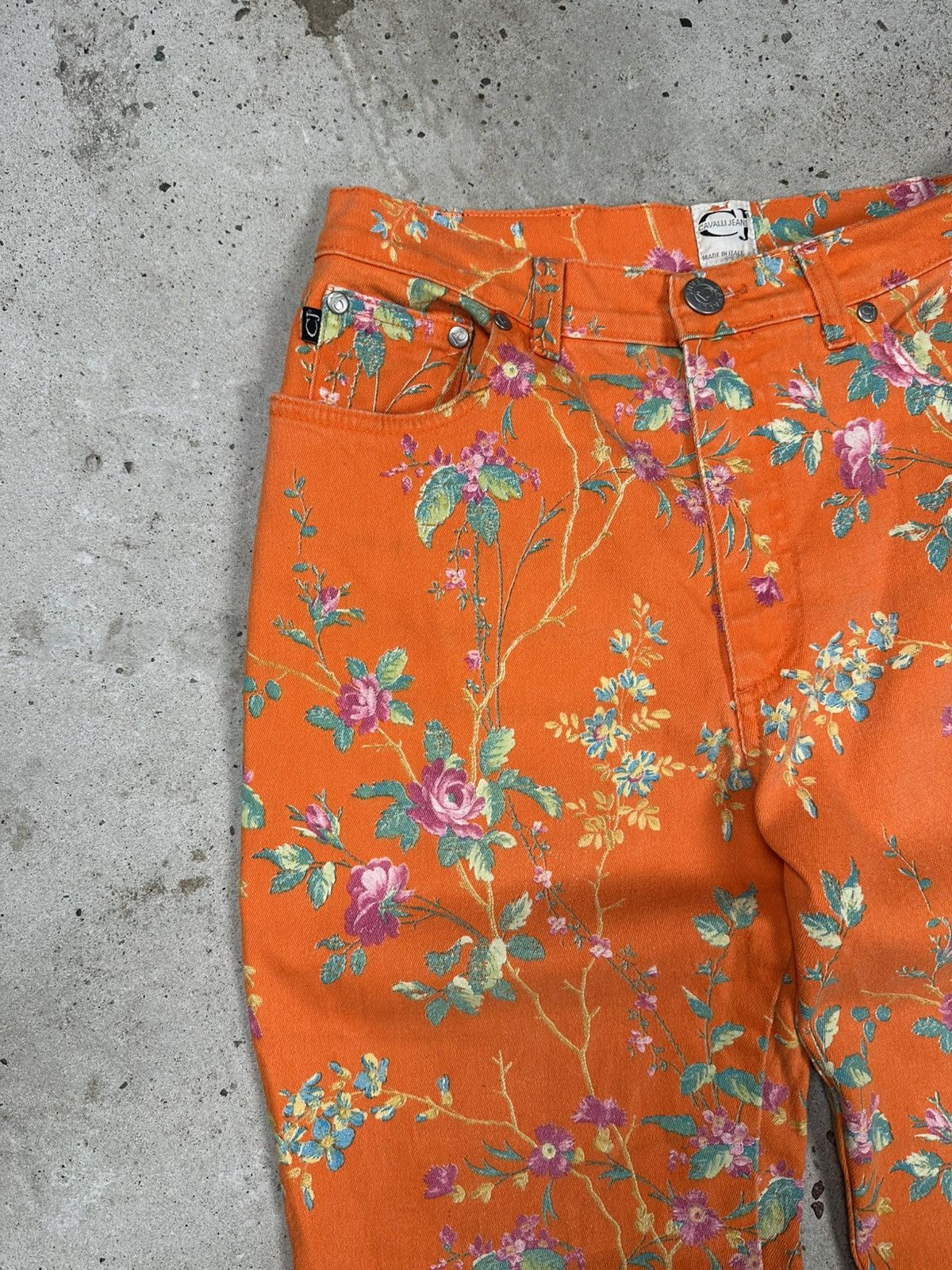 Roberto Cavalli Vintage 90s Roberto Cavalli Jeans Floral Print Flowers Size 28" / US 6 / IT 42 - 7 Thumbnail