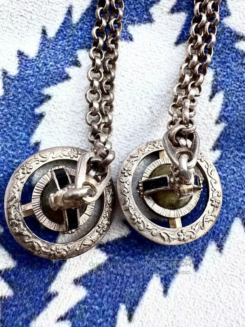 Vivienne Westwood Vivienne Westwood Greyish Brown Stone Carved Large Orb Sat Size ONE SIZE - 5 Thumbnail
