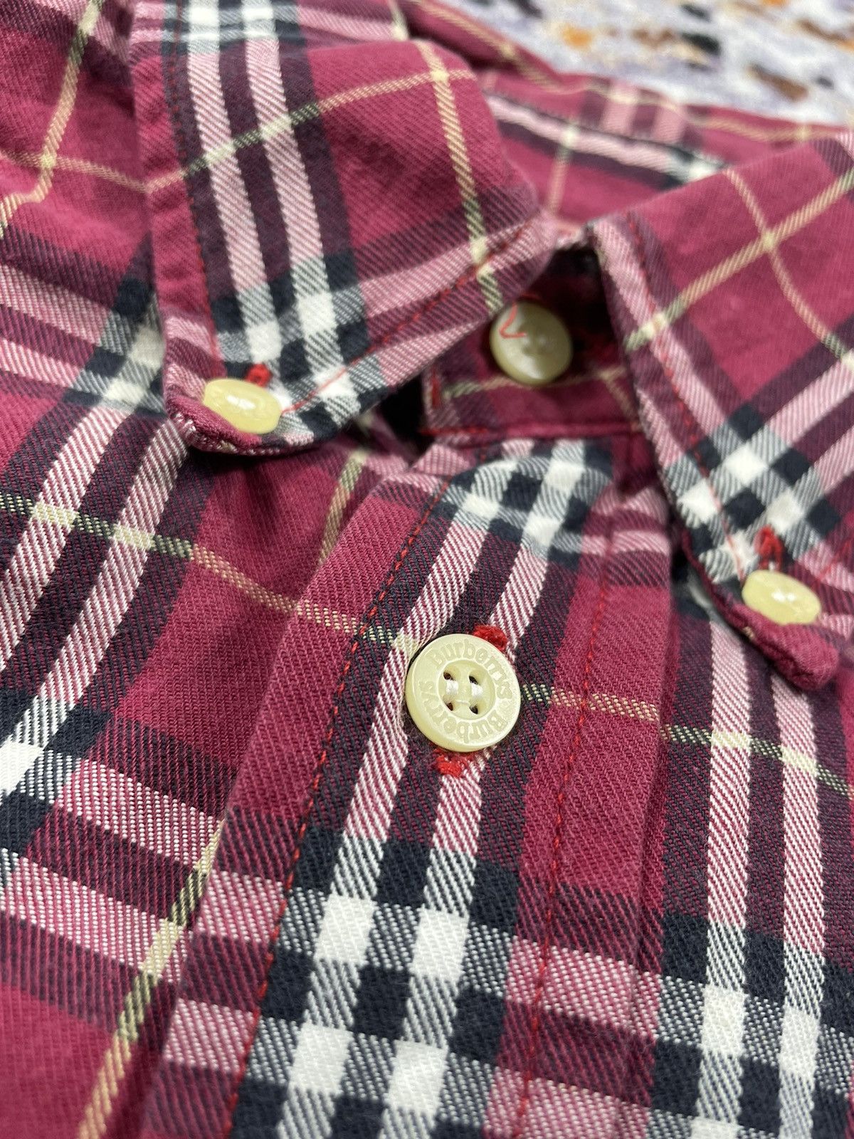 Burberry × Vintage Vintage Burberrys nova check shirt red size M to L Size US M / EU 48-50 / 2 - 4 Thumbnail