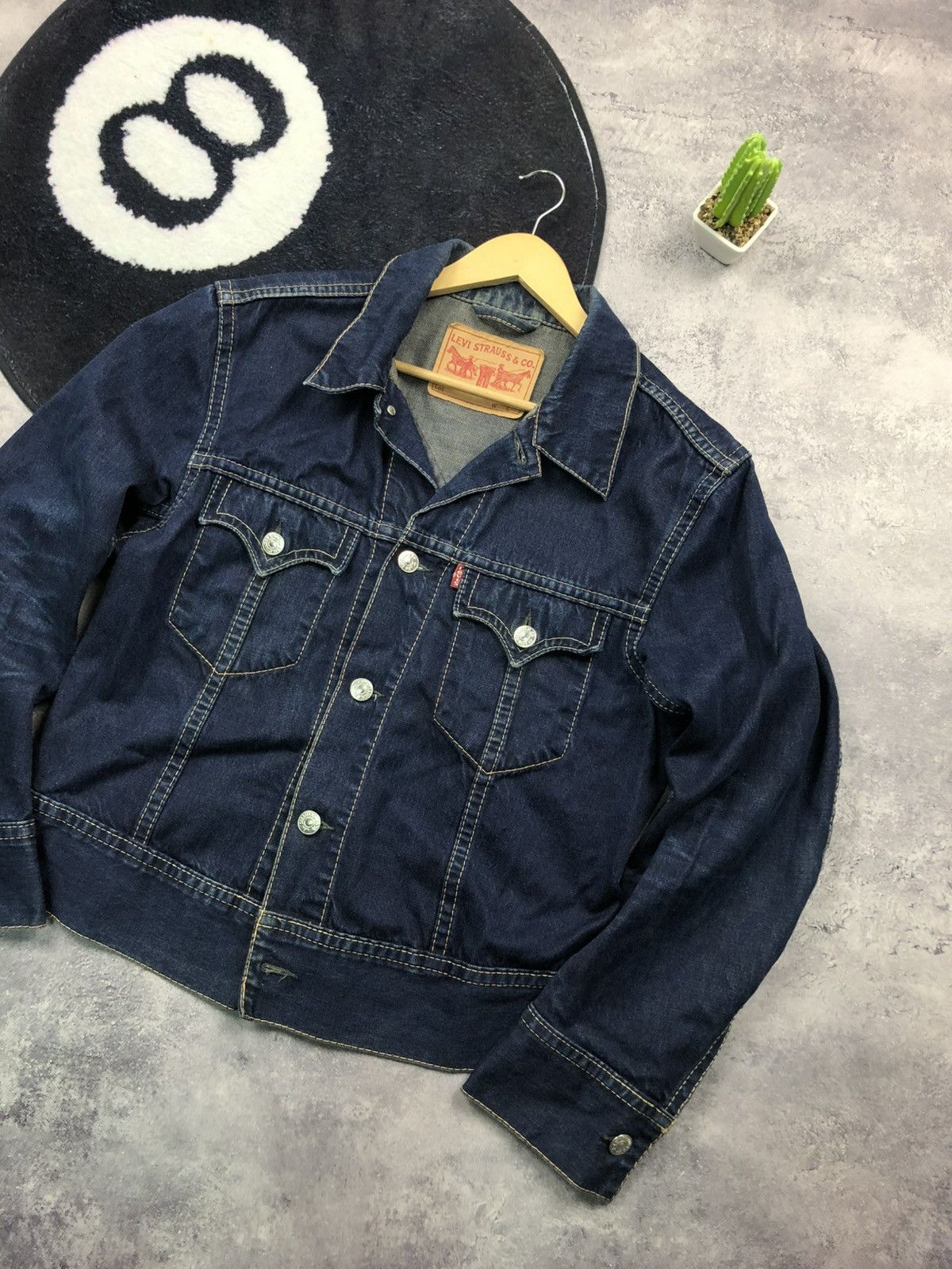 Levi's LEVIS Vintage Blue Denim Jacket Streetwear Faded Japanese Size L / US 10 / IT 46 - 2 Thumbnail