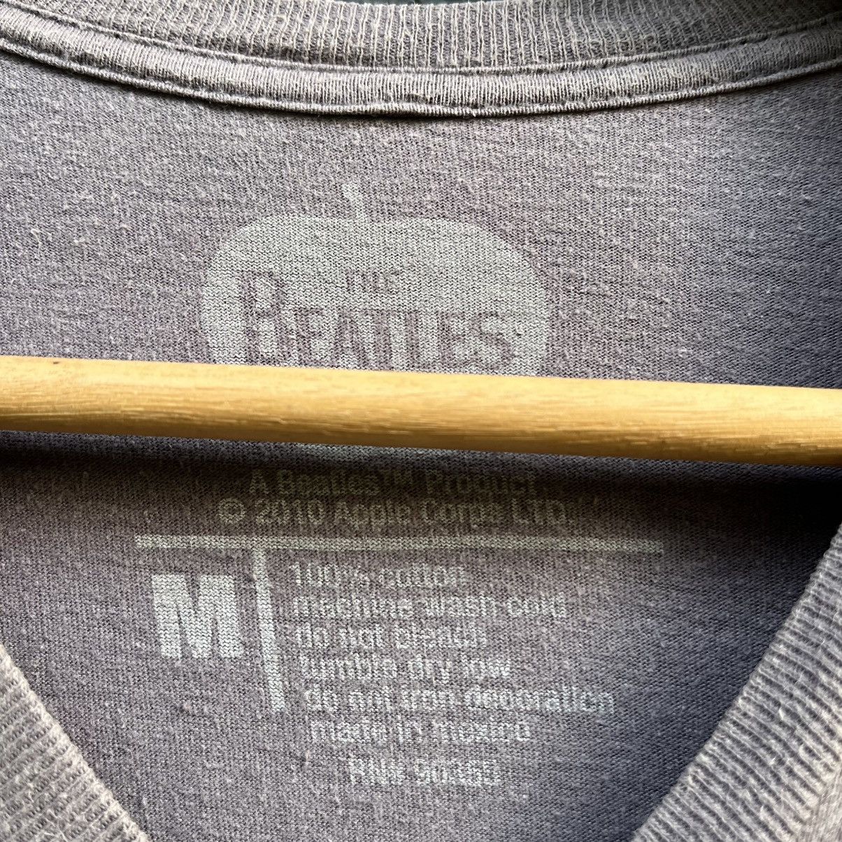 Band Tees Thrashed Faded The Beatles Band Tee Size US M / EU 48-50 / 2 - 5 Thumbnail