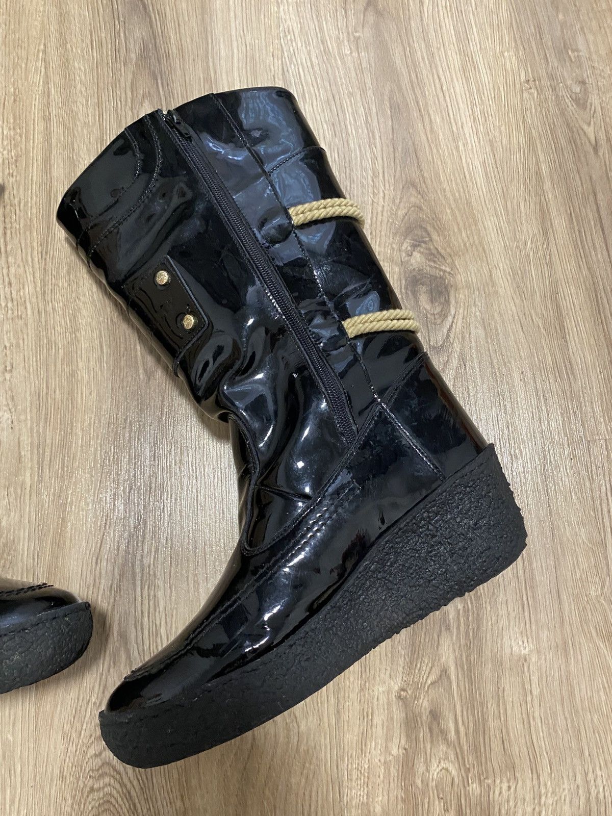 Burberry Burberry Black Patent Leather Snow Boot Size: 41 Size US 11 / IT 41 - 8 Thumbnail