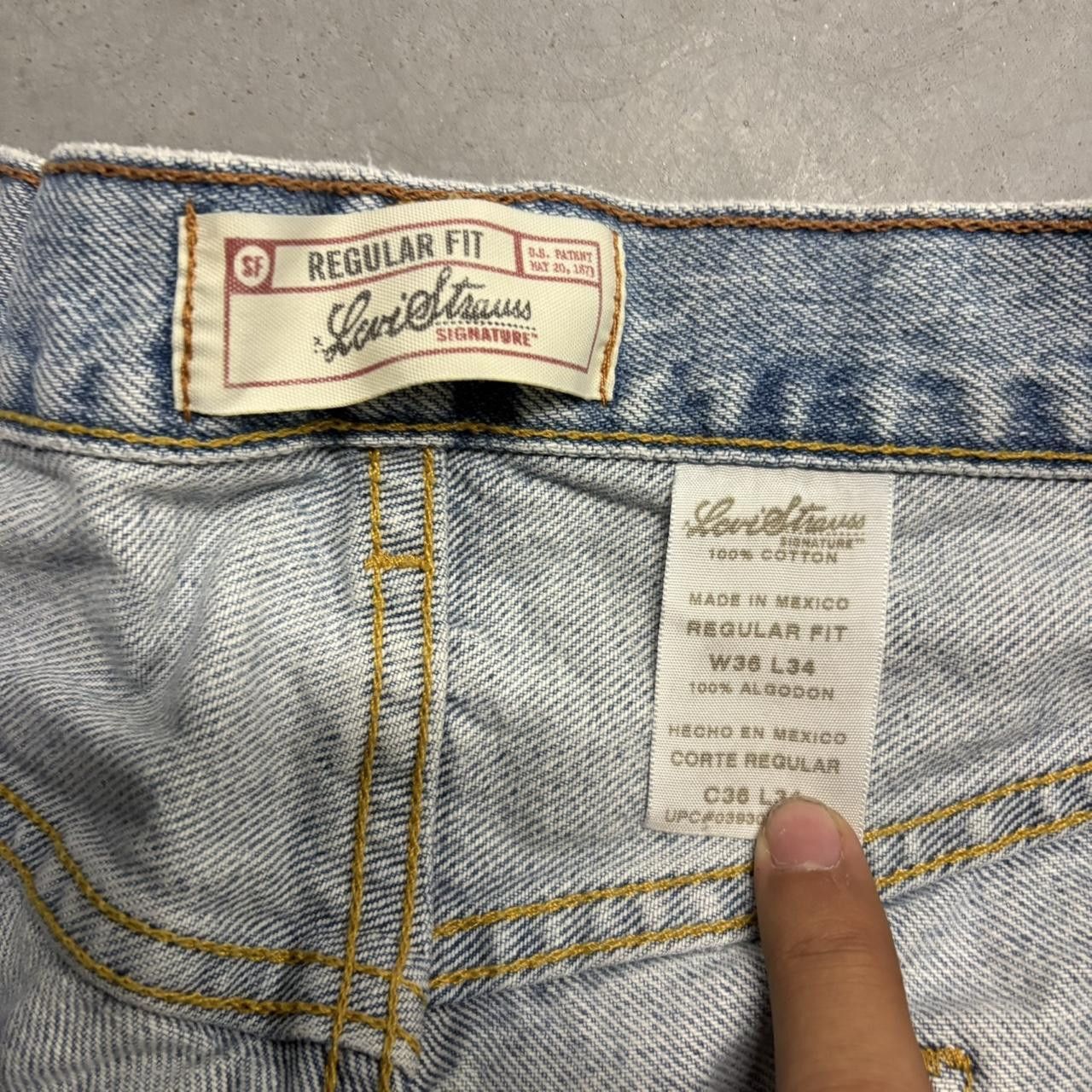 Levi's × Vintage Crazy Vintage Y2K/2000s Levis Skater style Tall Light Blue Wash Denim Jeans! Size US 36 / EU 52 - 8 Thumbnail