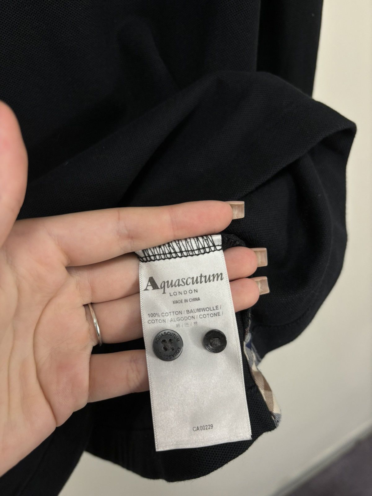 Aquascutum Vintage Aquascutum Classic Black Long Sleeve Polo Shirt Size US M / EU 48-50 / 2 - 8 Thumbnail