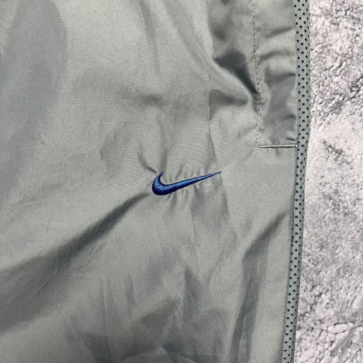 Nike Nike Nylon Track Pants Swoosh Y2K Streetwear Baggy Drill ACG Size US 34 / EU 50 - 3 Thumbnail