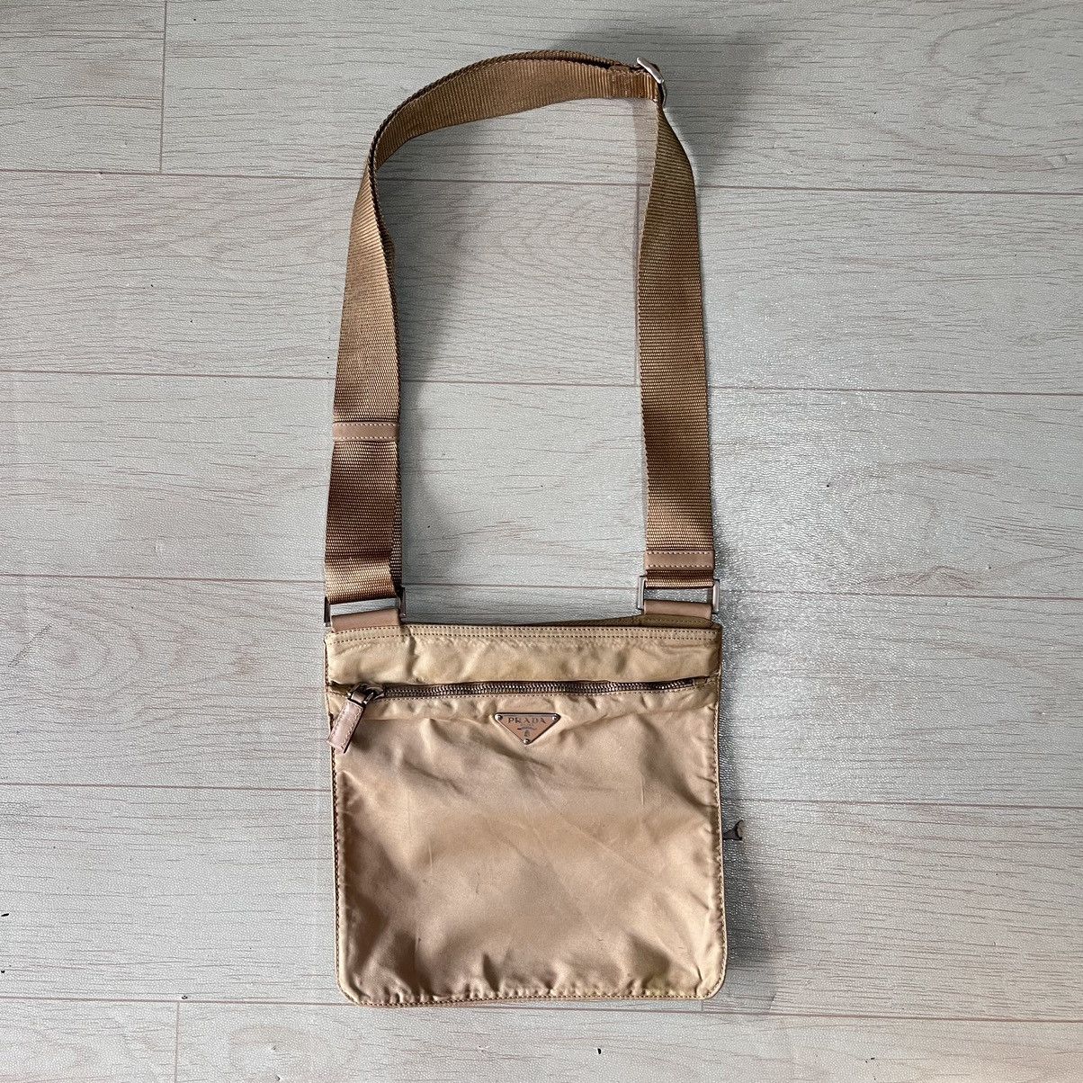 Prada × Vintage Vintage prada nylon slingbag Size ONE SIZE - 1 Thumbnail
