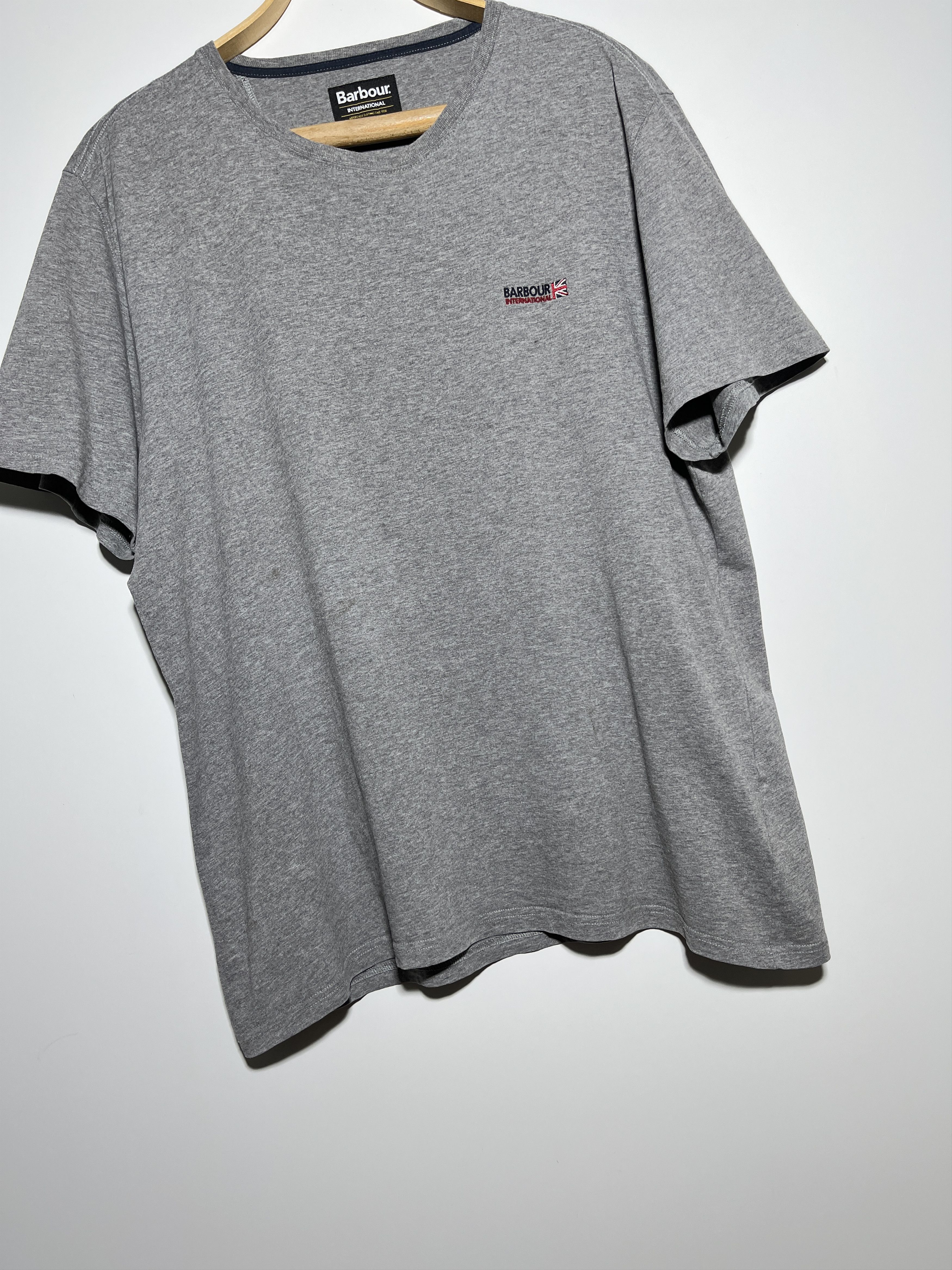 Barbour Barbour International Gray T-Shirt Size XL Size US XL / EU 56 / 4 - 4 Thumbnail