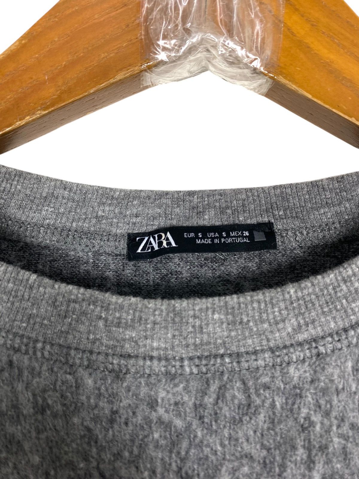 Zara Rare‼️ ZARA Fringe Sleeve Knit Sweatshirt Size S / US 4 / IT 40 - 5 Thumbnail