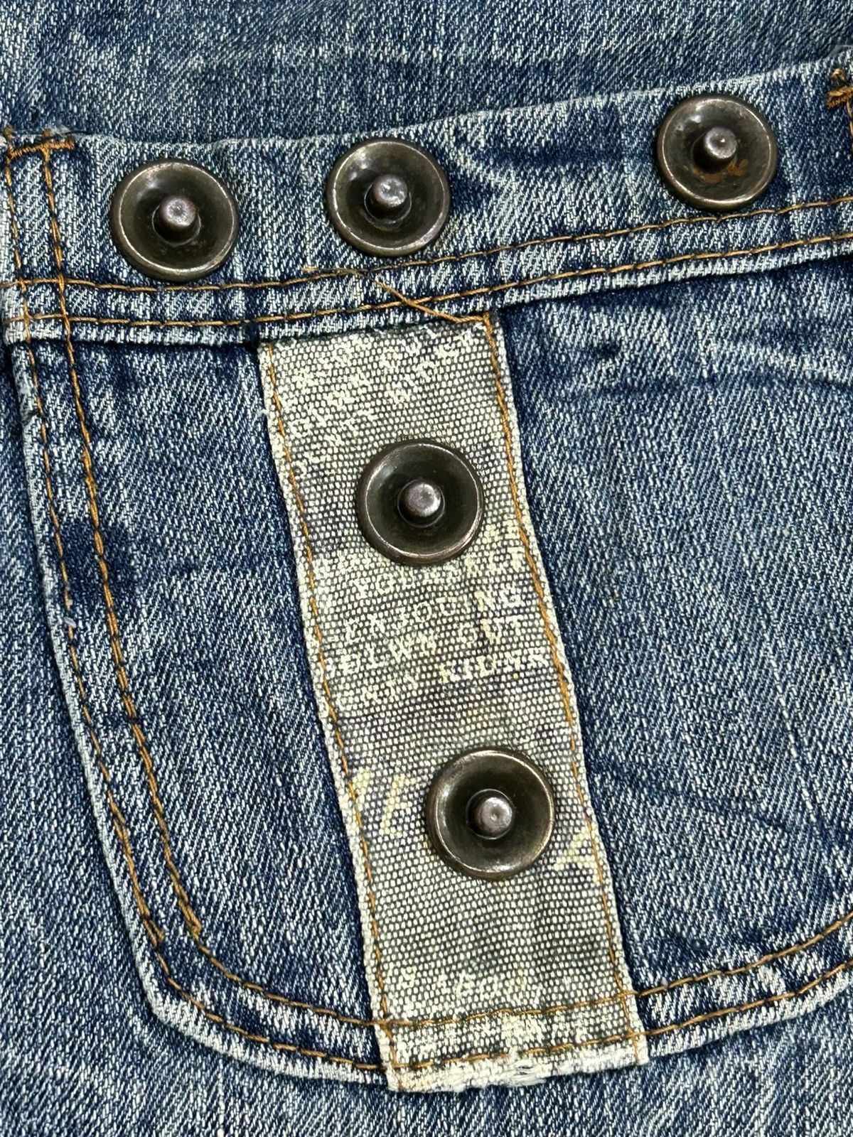 20471120 × Hysteric Glamour × Japanese Brand JWYZ Pocketwork Baggy Distressed Clawn Mark Rivet Button Size US 32 / EU 48 - 18 Thumbnail