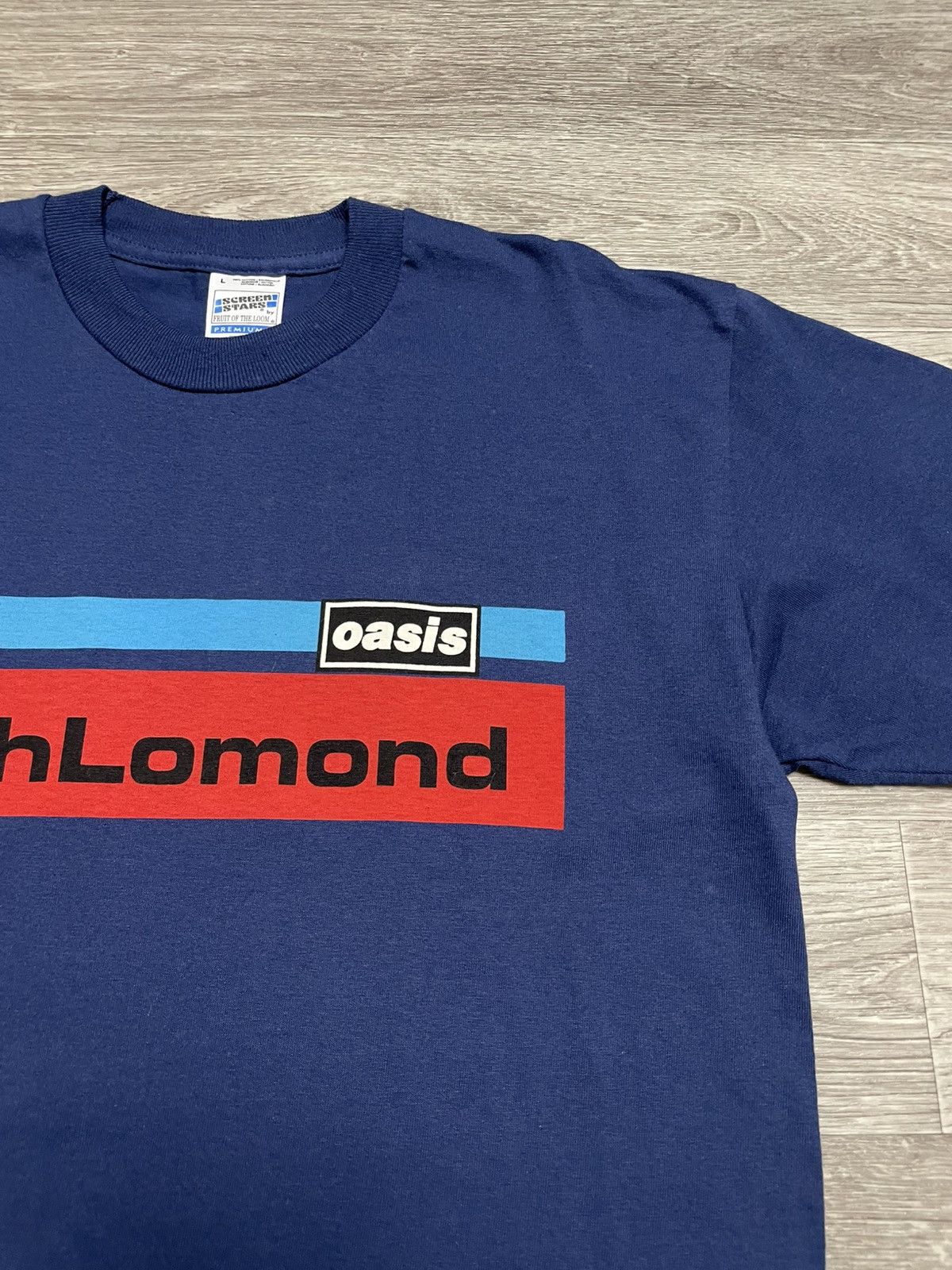 Band Tees Rare Vintage 1996 Oasis Loch Lomond Made In USA T-Shirt Size US L / EU 52-54 / 3 - 7 Thumbnail