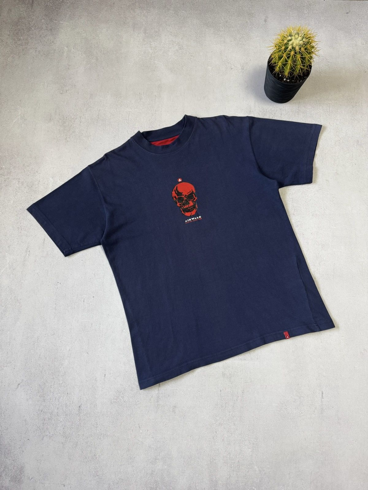 Airwalk × Japanese Brand × Vintage Vintage 90s Airwalk Skateboards T Shirt Tee Skull Rare Y2K Size US L / EU 52-54 / 3 - 3 Thumbnail