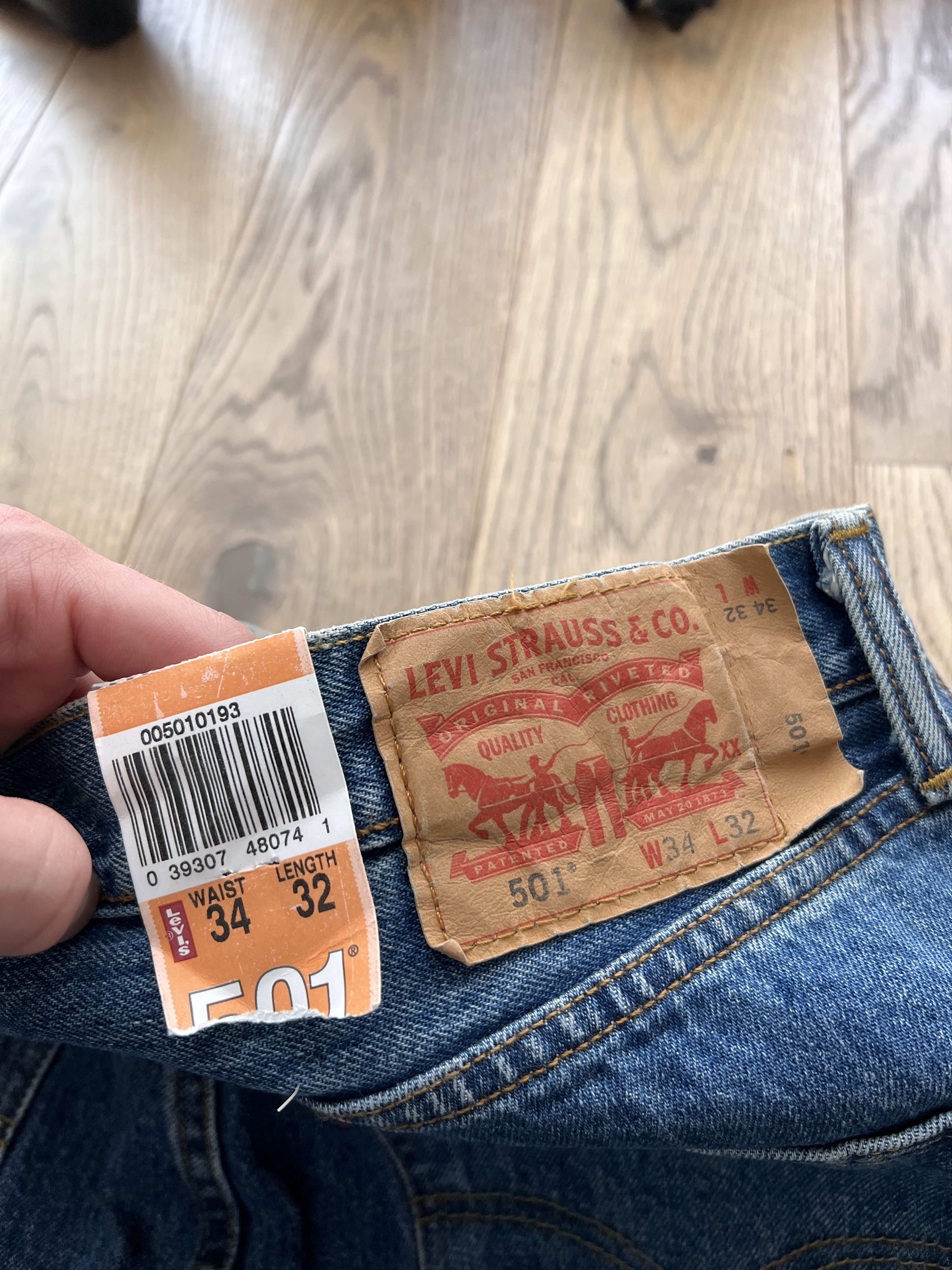 Levi's New! Levis 501 croped retro navy blue y2k denim vintage boxy Size US 34 / EU 50 - 9 Thumbnail