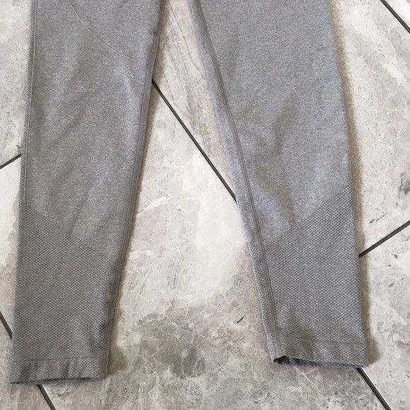 Lululemon WOMEN Grey Seamless Float Yoga Fitness Pants | L Size 38" / US 16 / IT 52 - 3 Thumbnail