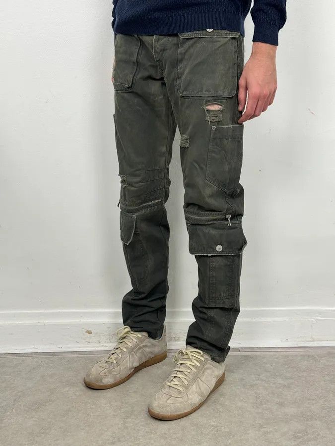 Dolce & Gabbana AW2003 Dolce & Gabbana Sage Green Distressed Cargo Pants Size US 39 - 3 Thumbnail