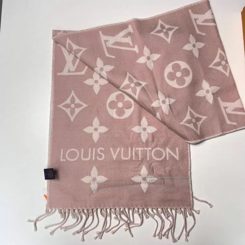 Louis Vuitton Louis Vuitton Pink cashmere fringe scarf Size ONE SIZE - 5 Thumbnail