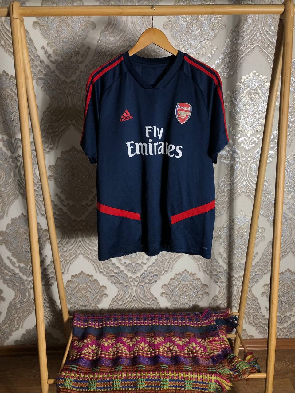 Adidas VINTAGE ADIDAS FC ARSENAL LONDON ENGLAND SOCCER JERSEY RETRO Size US XL / EU 56 / 4 - 1 Thumbnail