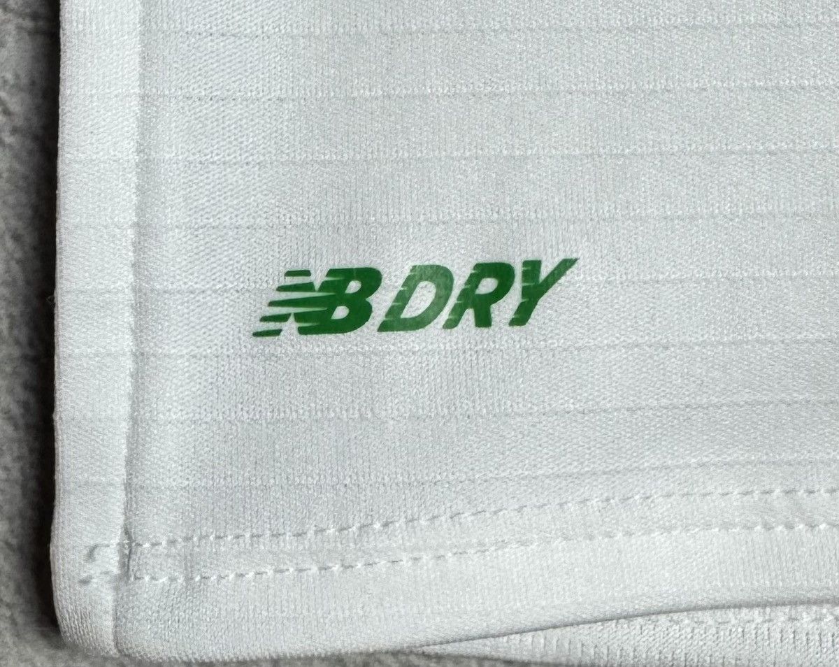New Balance Ireland 2018 2019 Away Shirt Soccer Jersey New Balance Size US L / EU 52-54 / 3 - 9 Thumbnail