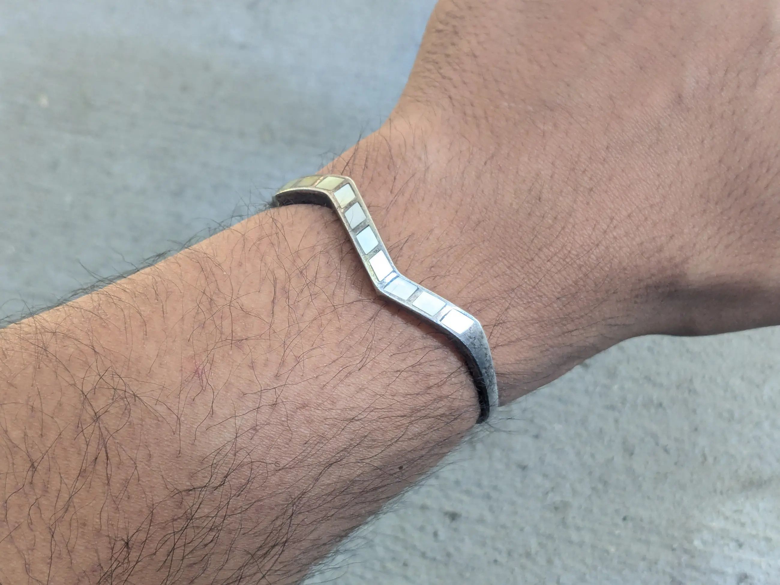 Jewelry Vintage Sterling Silver Bracelet Mother or Pearl MOP Cuff Size ONE SIZE - 9 Thumbnail