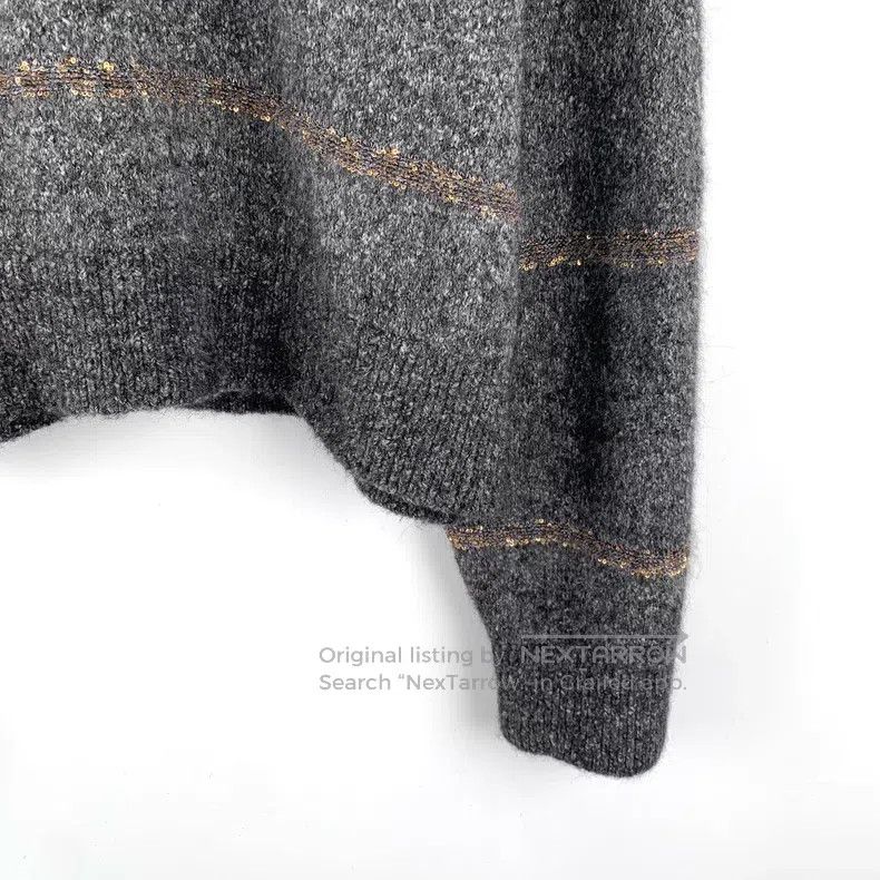 Brunello Cucinelli Brunello Cucinelli size 35 Dark Gray Sequined Alpaca V-neck Size XS / US 0-2 / IT 36-38 - 4 Thumbnail