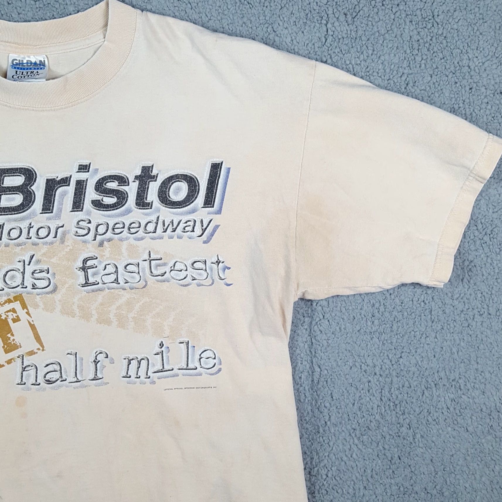Gildan Distressed NASCAR Bristol Speedway Men's Size XL Faded Vintage Retro T Shirt Car Size US XL / EU 56 / 4 - 4 Thumbnail