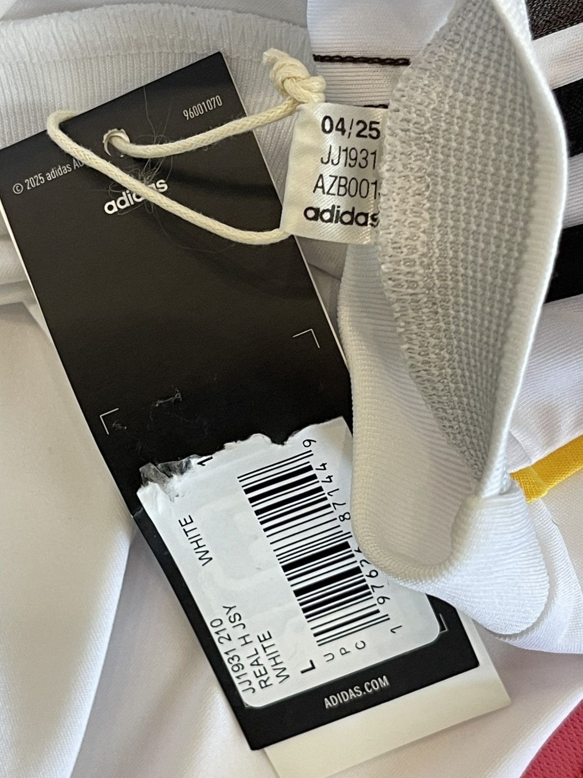 Adidas Adidas Real Madrid KYLIAN MBAPPE🇫🇷 2025/26 home jersey Size US L / EU 52-54 / 3 - 3 Thumbnail
