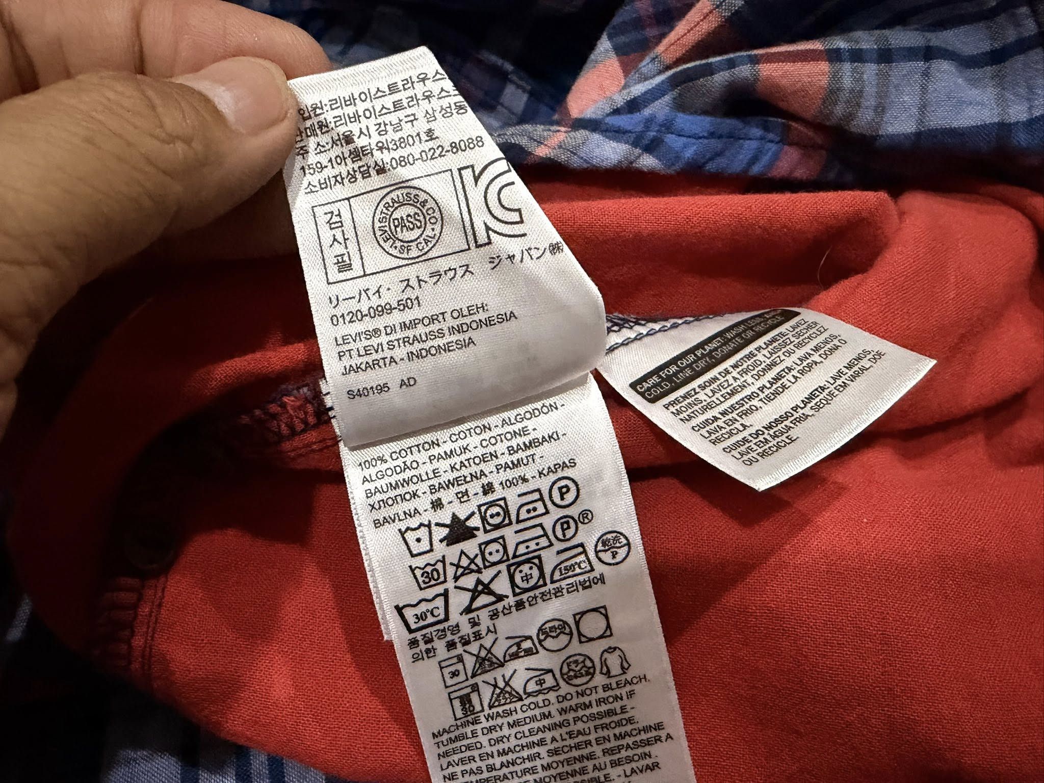 Levi's LEVI STRAUSS modern fit LS button up XS 2211 Size US XS / EU 42 / 0 - 7 Thumbnail