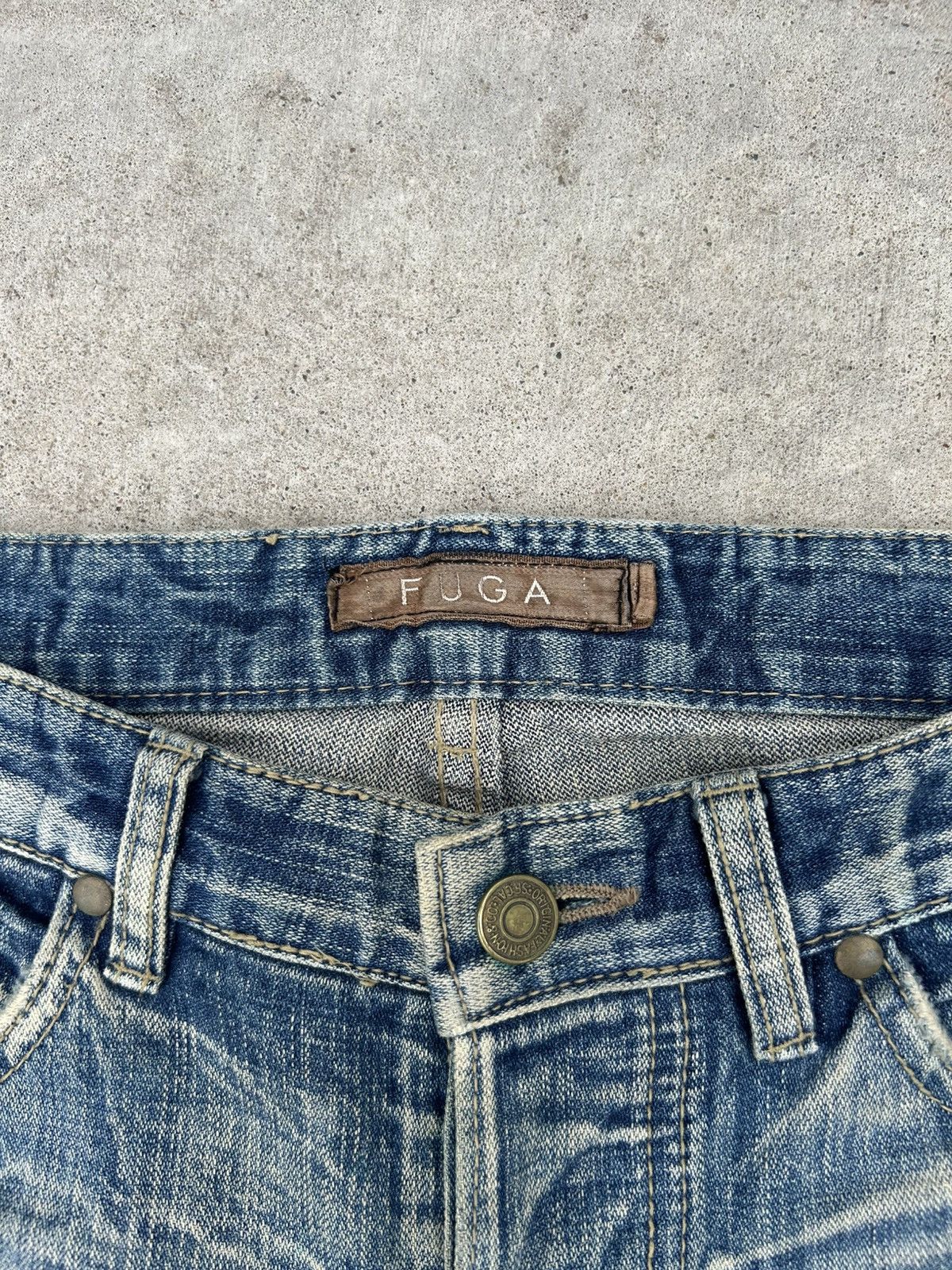 GOSTAR DE FUGA FLARED DISTRESSED JAPANESE Fuga De Gostar mudwashed jeans Size US 28 / EU 44 - 4 Thumbnail