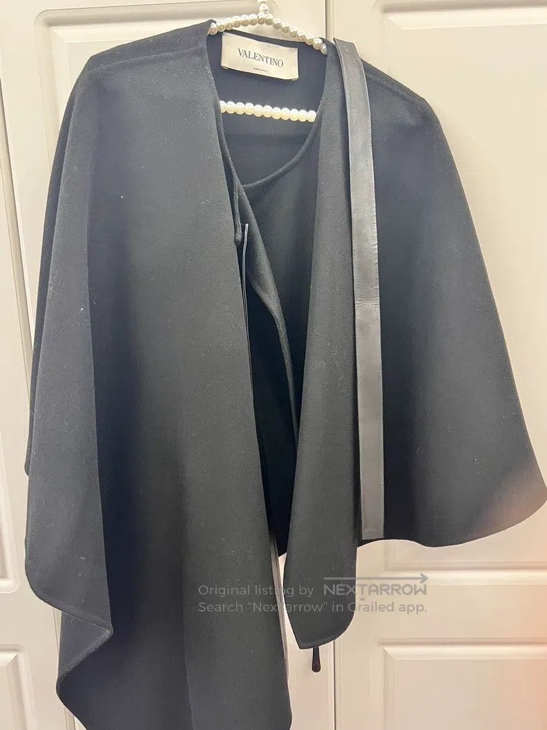 Valentino Valentino Solid color cardigan cape Size M / US 6-8 / IT 42-44 - 5 Thumbnail