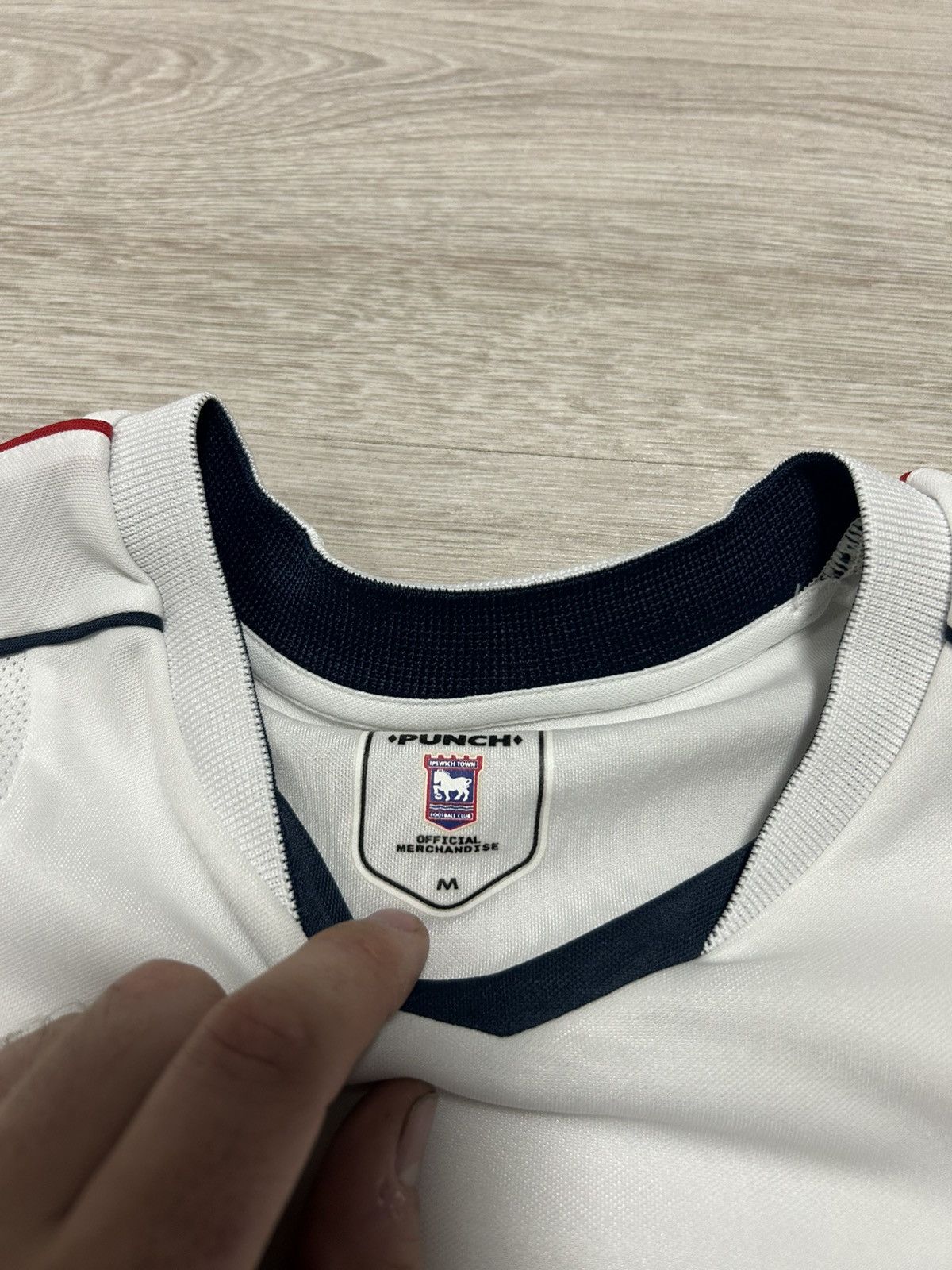 Vintage Vintage PUNCH Jersey Ipswich Town 2006/07 size S Size US S / EU 44-46 / 1 - 6 Thumbnail