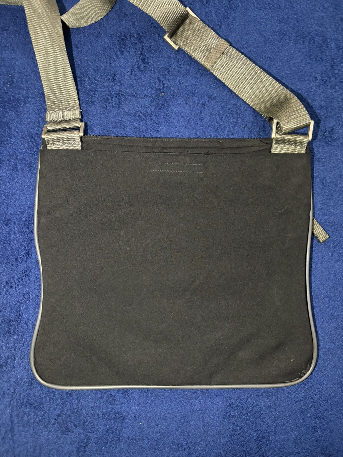 Prada Prada luna rossa messenger shoulder bag Size ONE SIZE - 4 Thumbnail