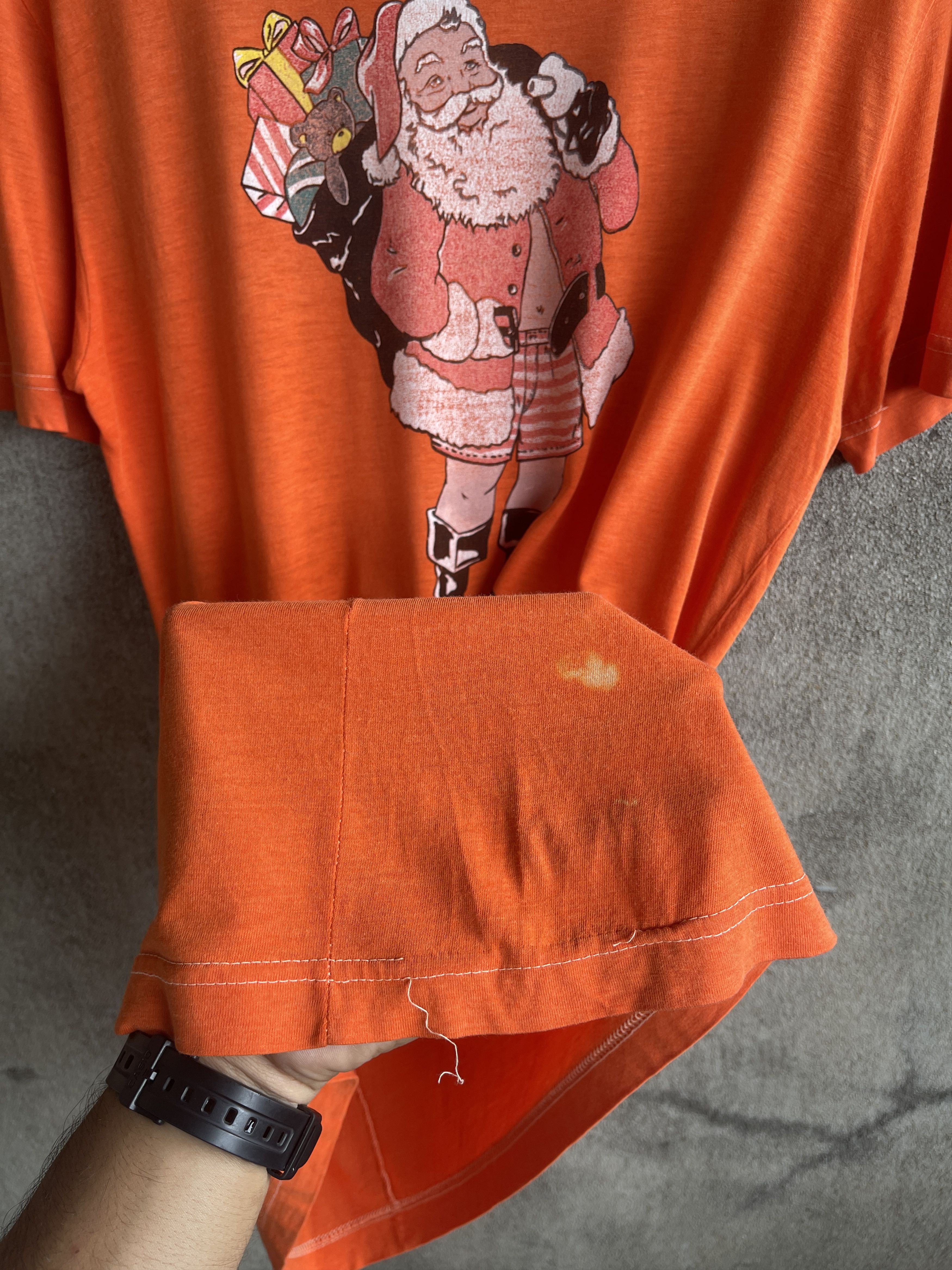 Moschino Trashed🔥MOCHINO MARE🔥Santa Claus Tshirt Size US M / EU 48-50 / 2 - 12 Thumbnail