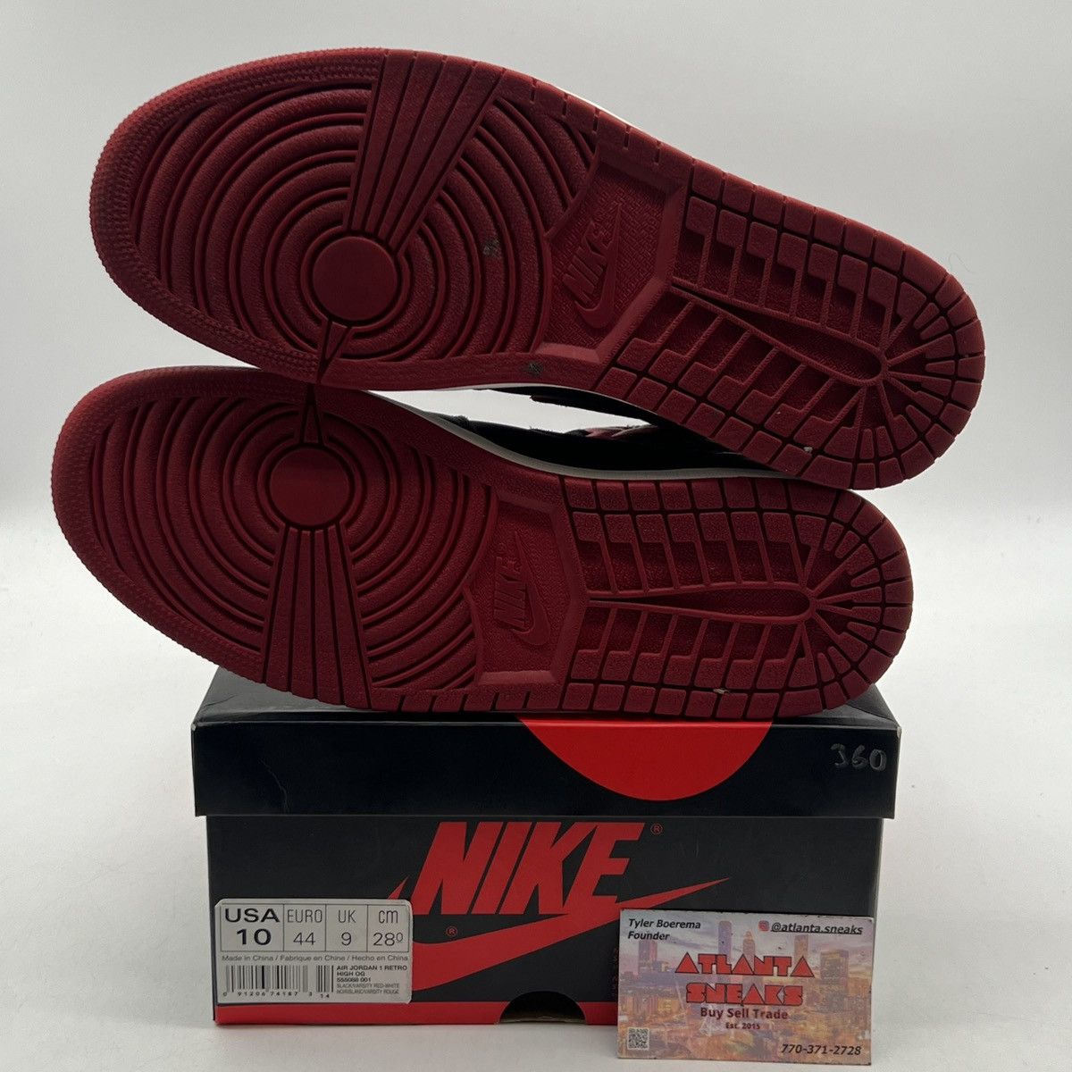 Jordan Brand Air Jordan 1 high banned Size US 10 / EU 43 - 8 Thumbnail