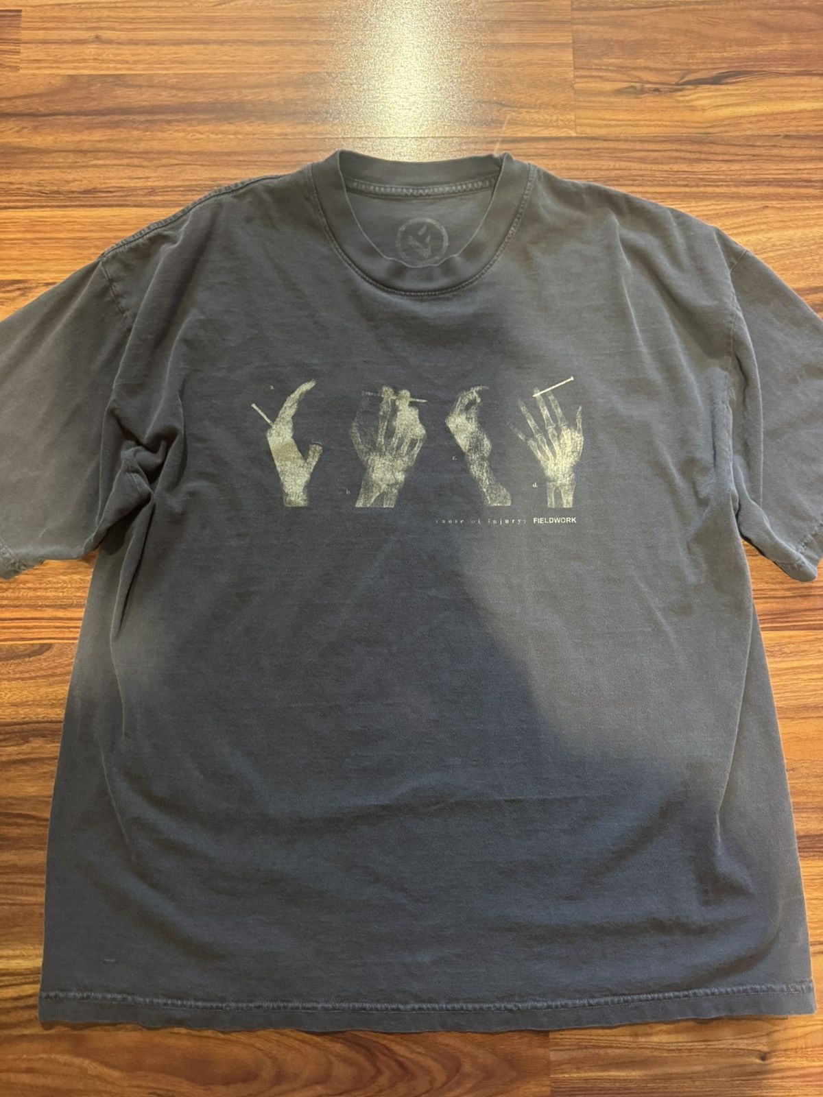 Vintage Vintage x Fieldwork Hand Tee Size US XL / EU 56 / 4 - 1 Thumbnail