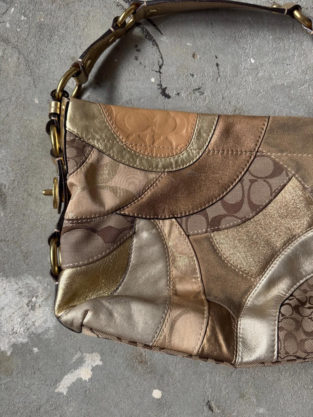 Coach Coach Signature Patchwork Carly Shoulder Bag Beige/Gold Size ONE SIZE - 5 Thumbnail