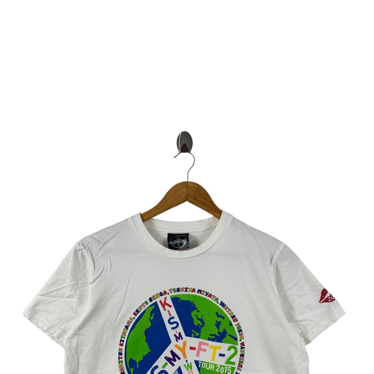 Vintage KIS MY FT2’S Japan Boy Band My World 2015 Tour Tee Shirt Size S / US 4 / IT 40 - 2 Thumbnail