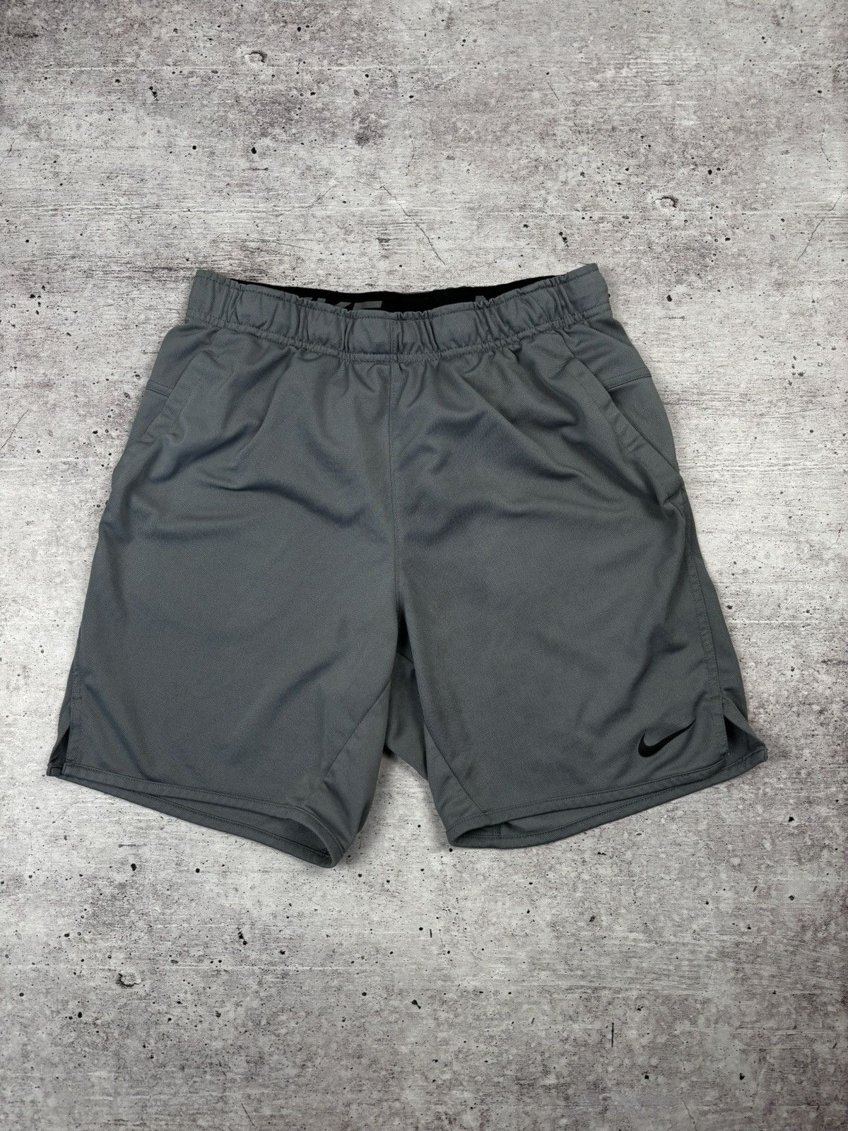 Nike Nike classic shorts for sports size S Size US 30 / EU 46 - 1 Thumbnail
