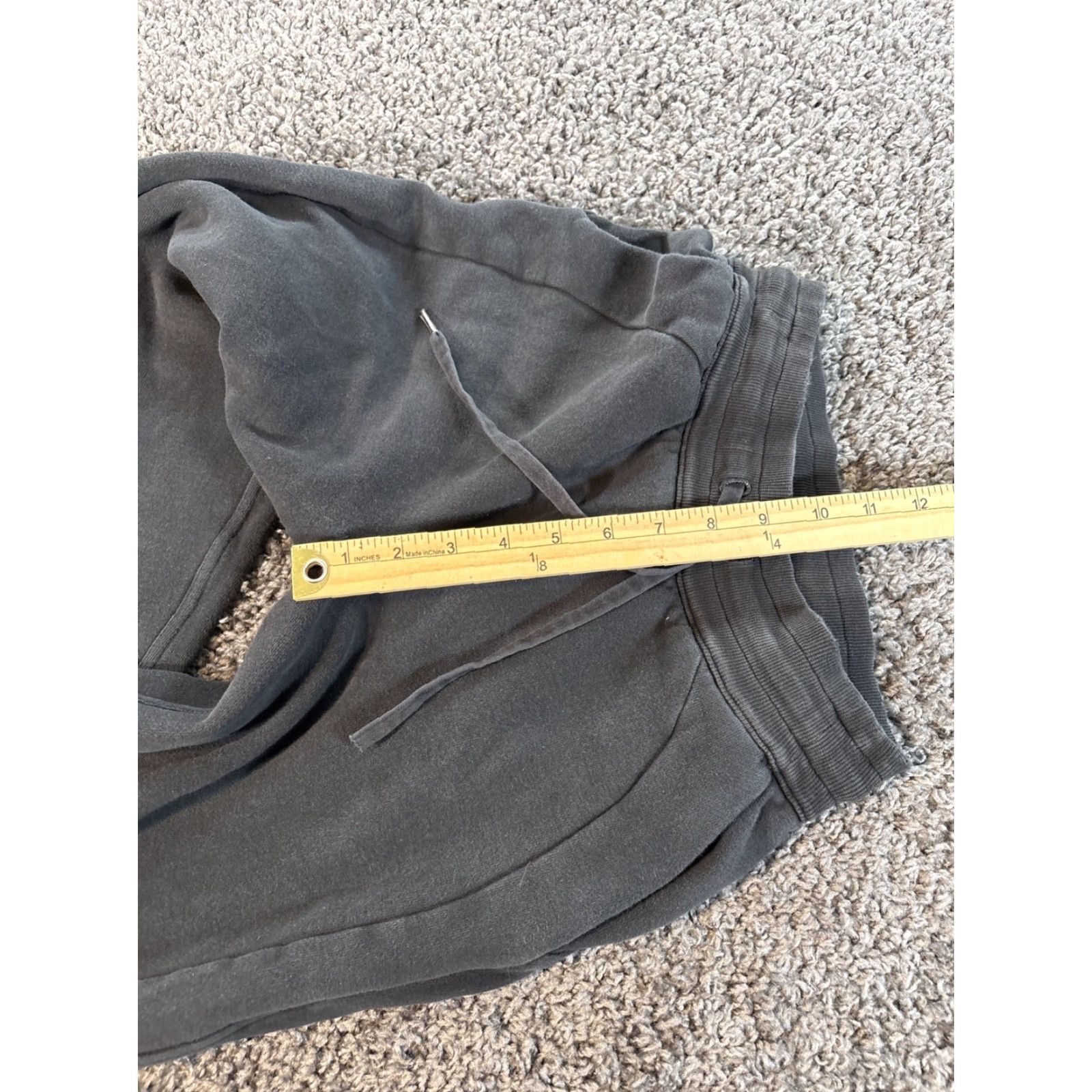 Lululemon Lululemon Sweatpants Women Size 2 Scuba High Rise Black Jogger Drawstring Cuffed Tapered Inseam 26 in Pockets Activewear Athleisure Scuba Series Size 26" / US 2 / IT 38 - 5 Thumbnail