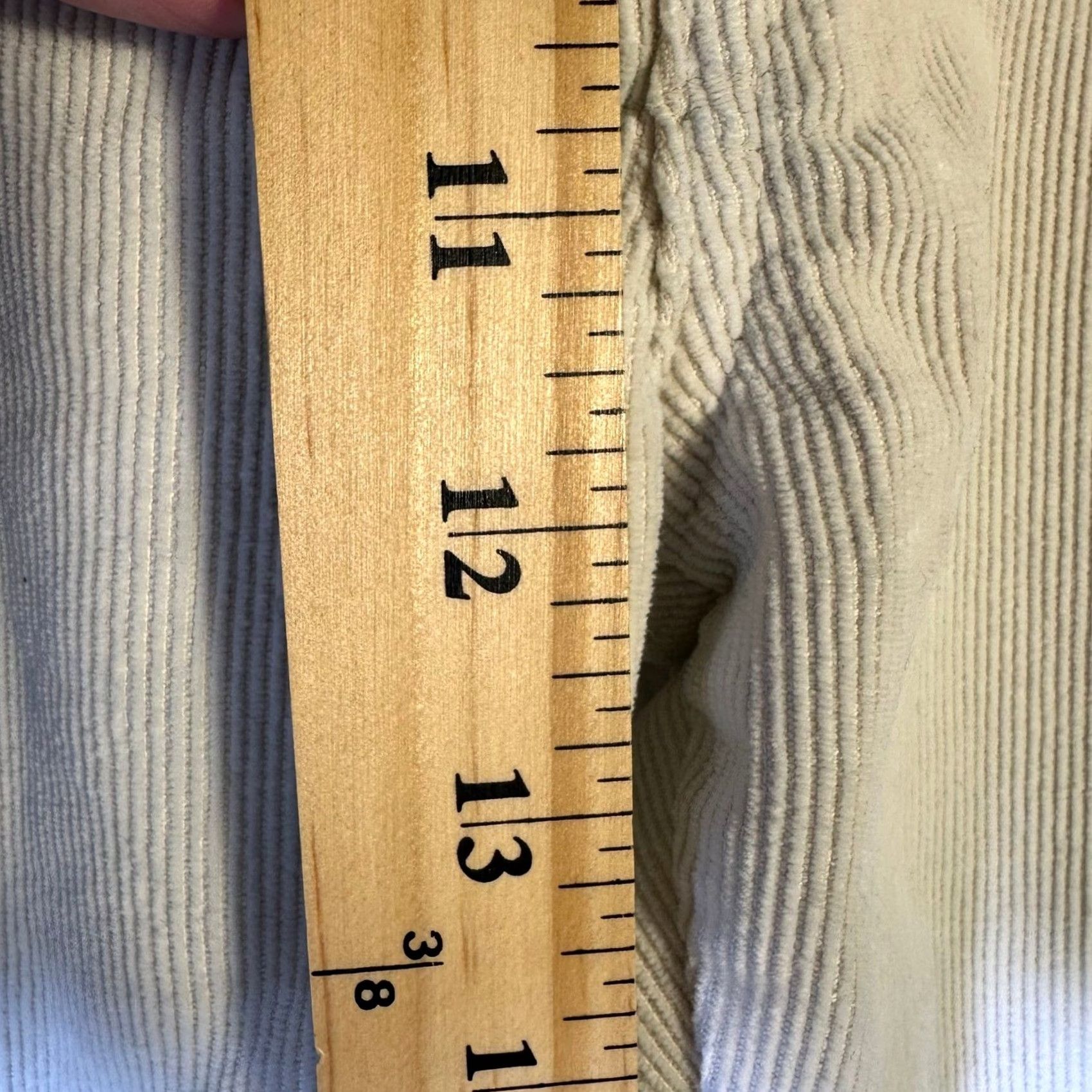 Levi's VINTAGE Levis 505 Regular Fit Corduroy Pants Mens 38x32 Cream Beige Straight Leg Size US 38 / EU 54 - 3 Thumbnail