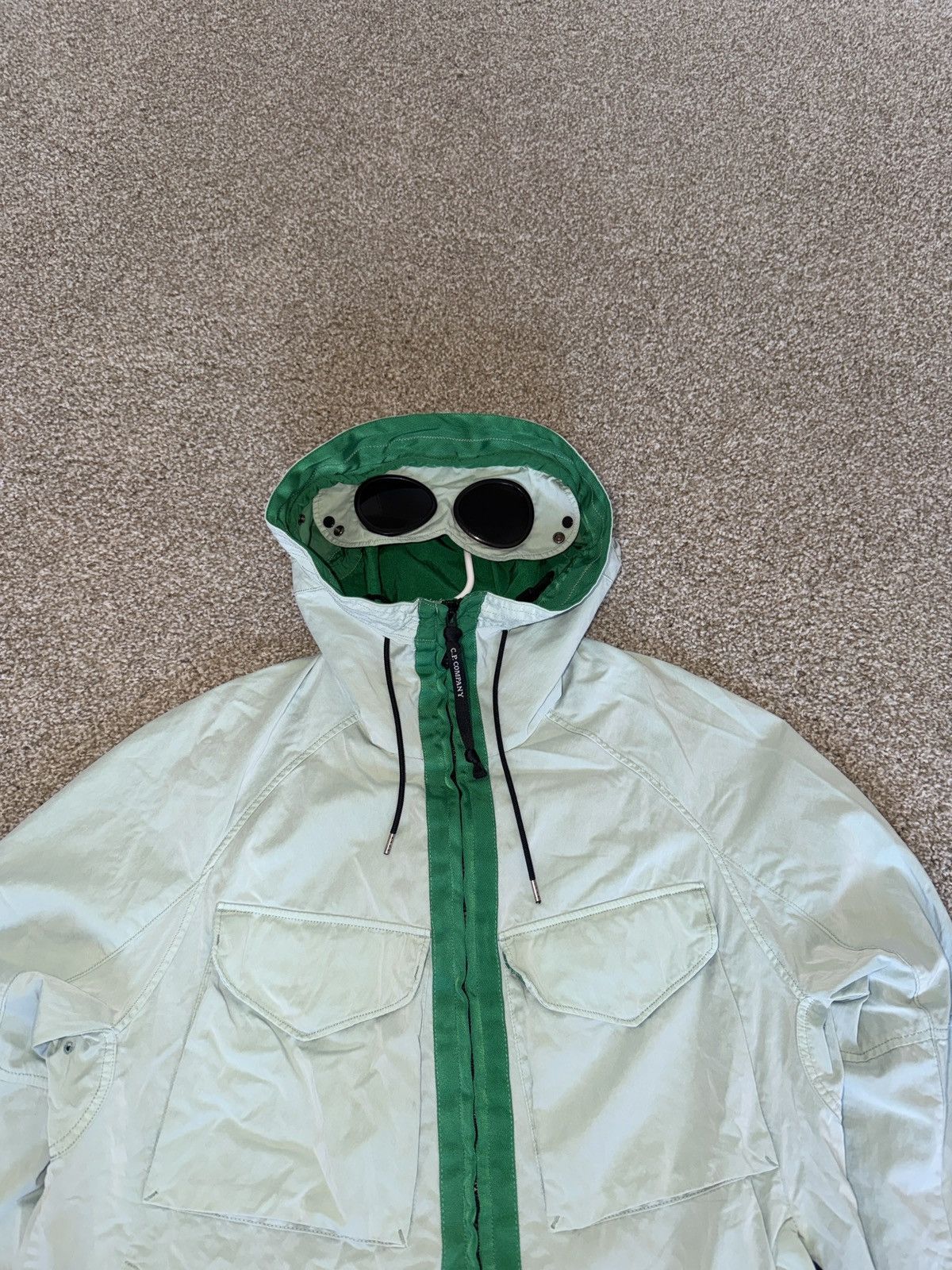 C.P. Company C.P. Company Raso Gommato Goggle Hood Pocket Jacket Mint Size US M / EU 48-50 / 2 - 2 Thumbnail