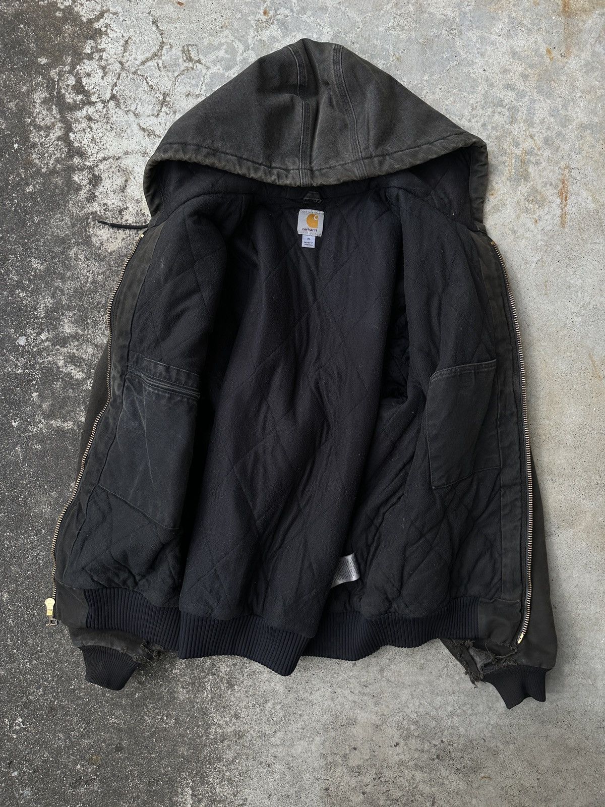Carhartt Carhartt Hooded work Jacket Faded Black Dirty worn trashed Size US XL / EU 56 / 4 - 4 Thumbnail