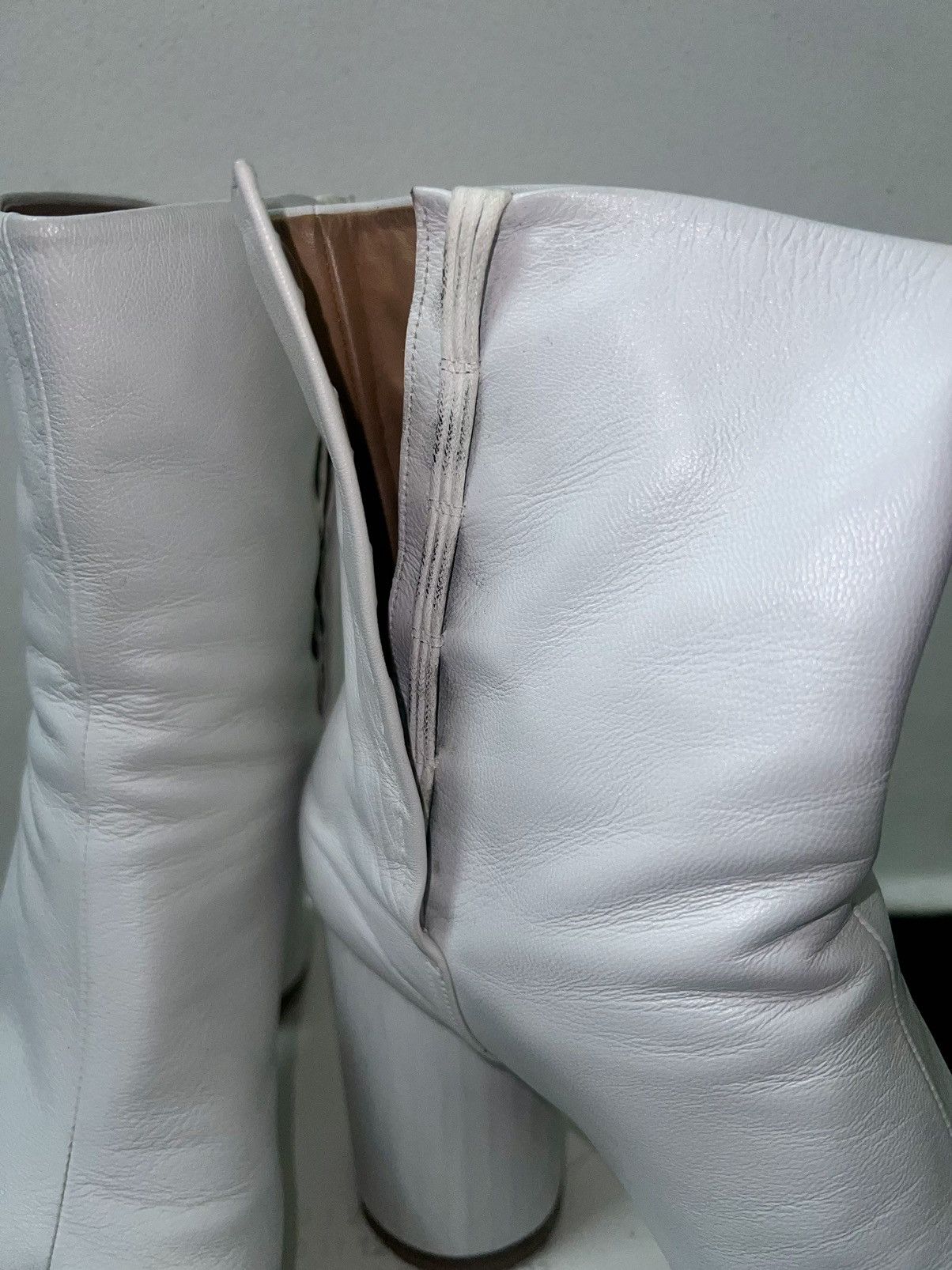 Maison Margiela RARE Maison Margiela tabi heel ankle boots👢➕ Size US 10 / IT 40 - 15 Thumbnail