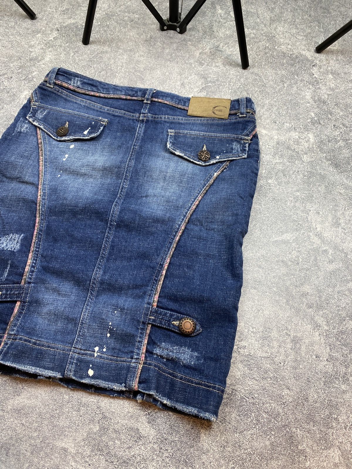 Just Cavalli × Roberto Cavalli Vintage Roberto Cavalli Denim Skirt Just Cavalli Size 32" / US 10 / IT 46 - 4 Thumbnail