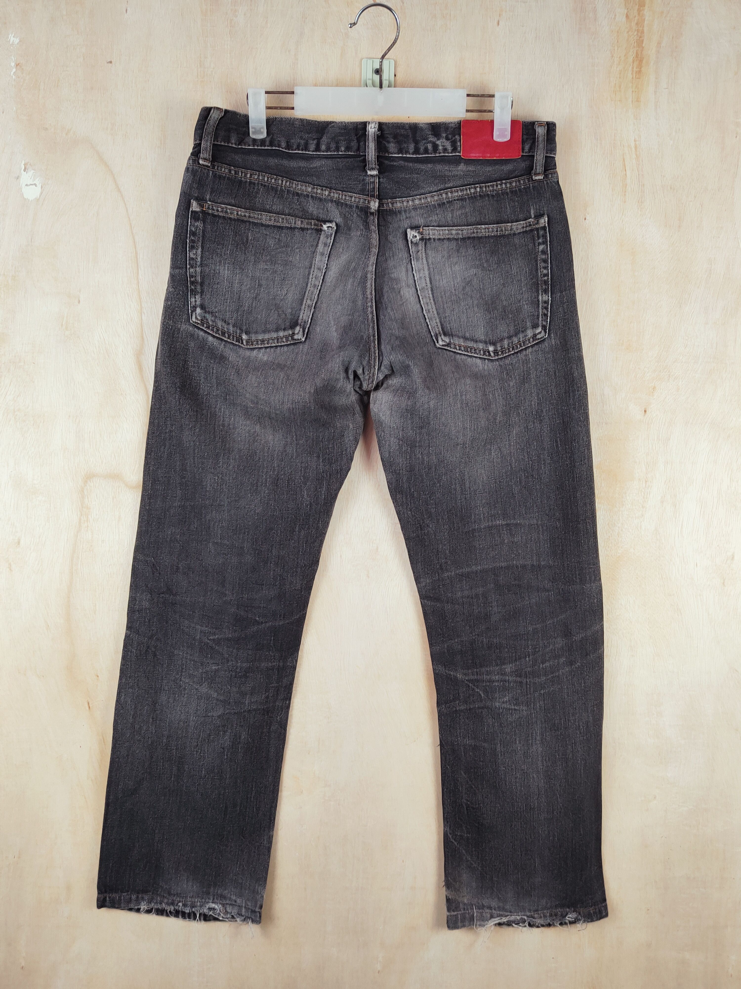 Japanese Brand Uniqlo Black Faded Distressed Ripped Jeans #S2670 Size US 32 / EU 48 - 7 Thumbnail