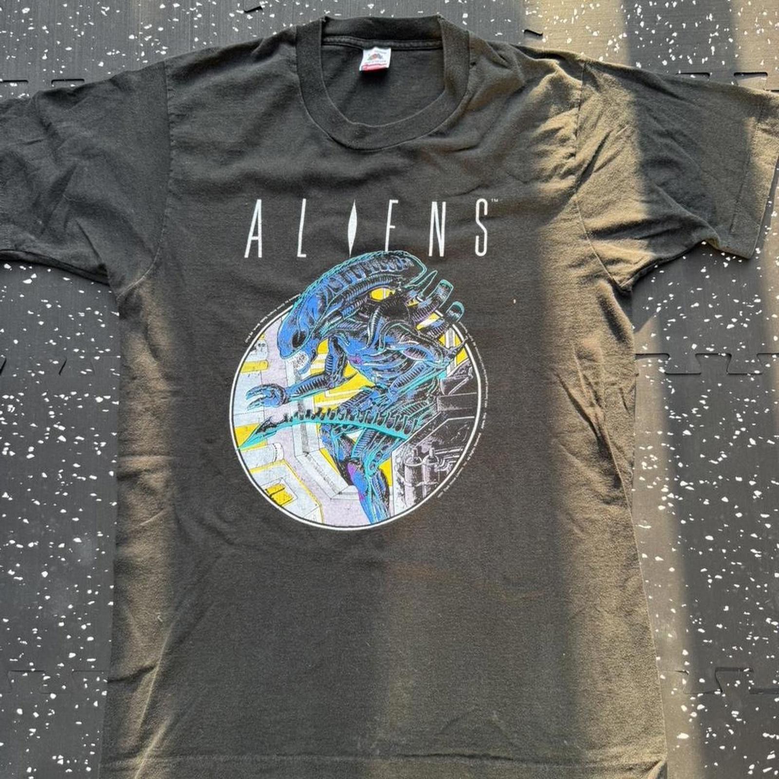 Other 1989 Aliens DHC Tee - black and Xenomorph #aliens Size US L / EU 52-54 / 3 - 1 Thumbnail